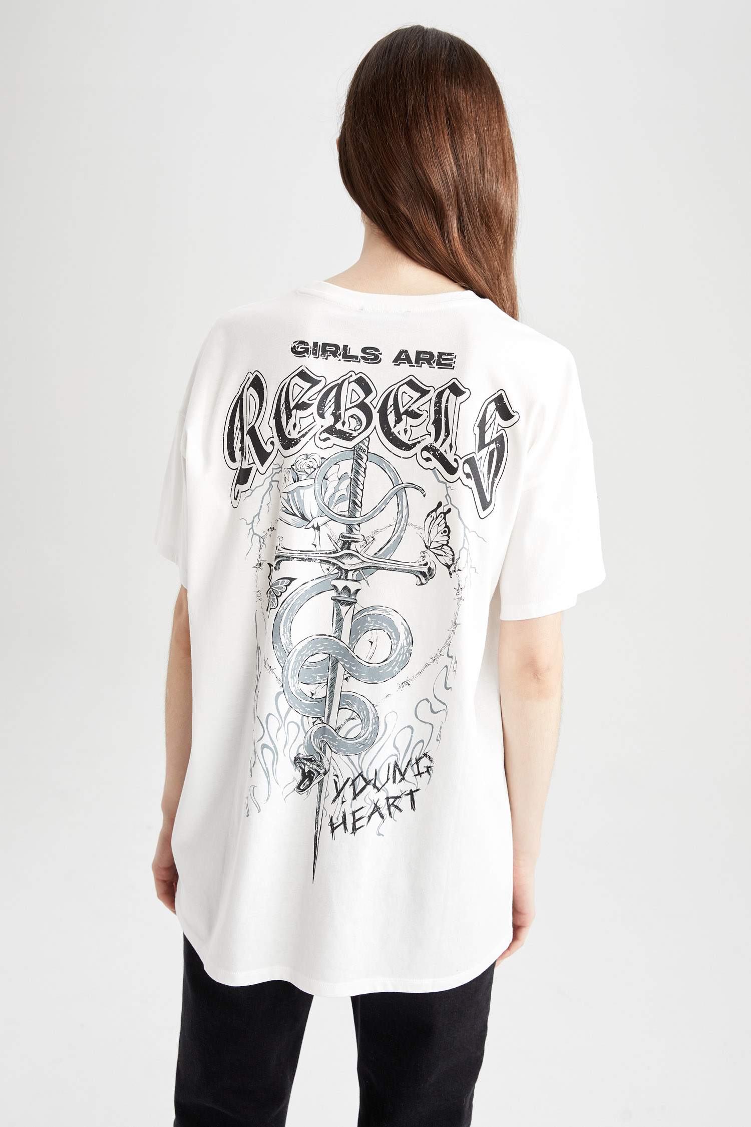 The Rebels Oversize T-Shirt (BLACK)