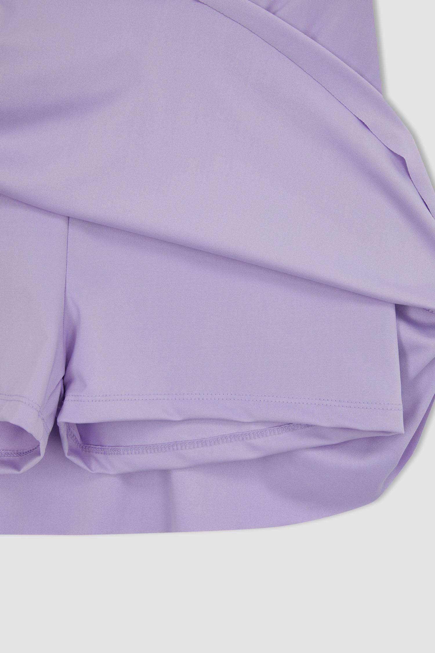 Fall in Love Plaj Eteği