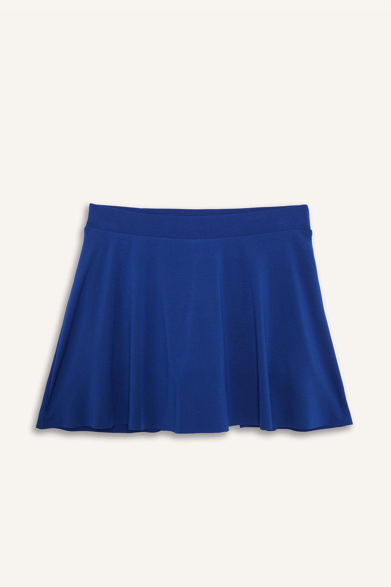 جيبة بحر أزرق قصة عادية من Fall in Love