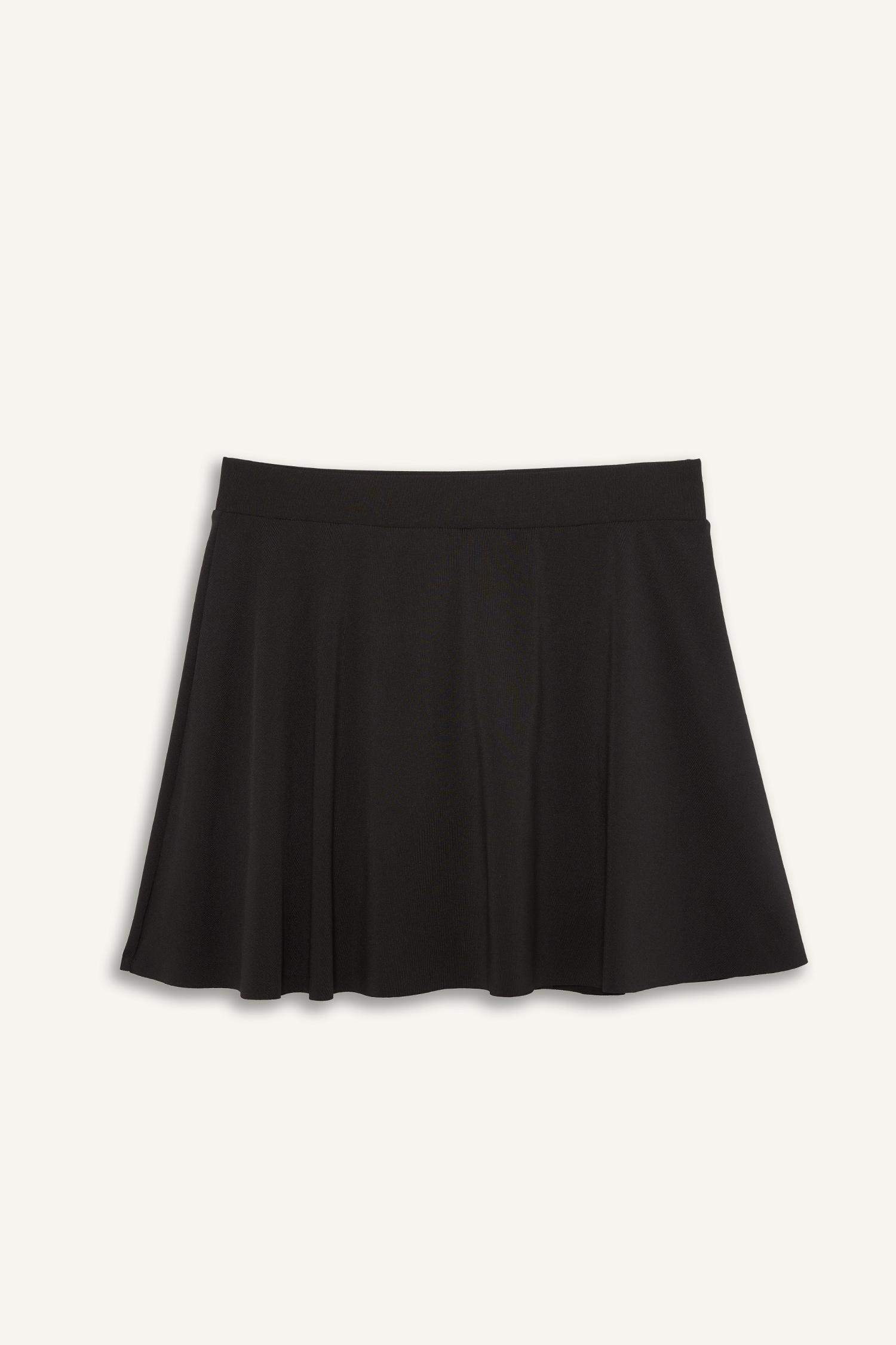 Etekli Deniz Şortu-Fall in Love