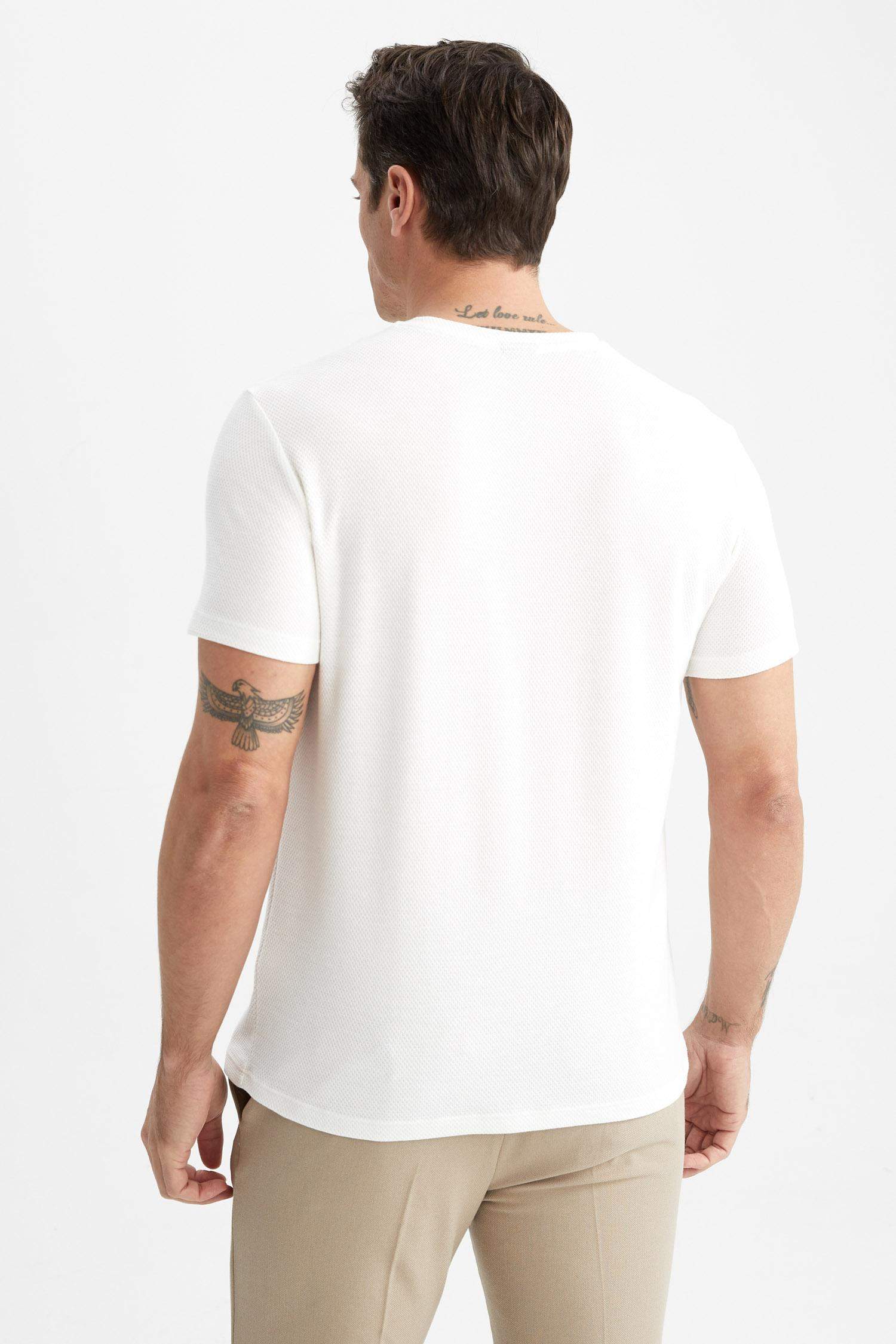 Tee-Shirt Col Rond Homme Blanc – La Marque 42 / Pomme De Pin