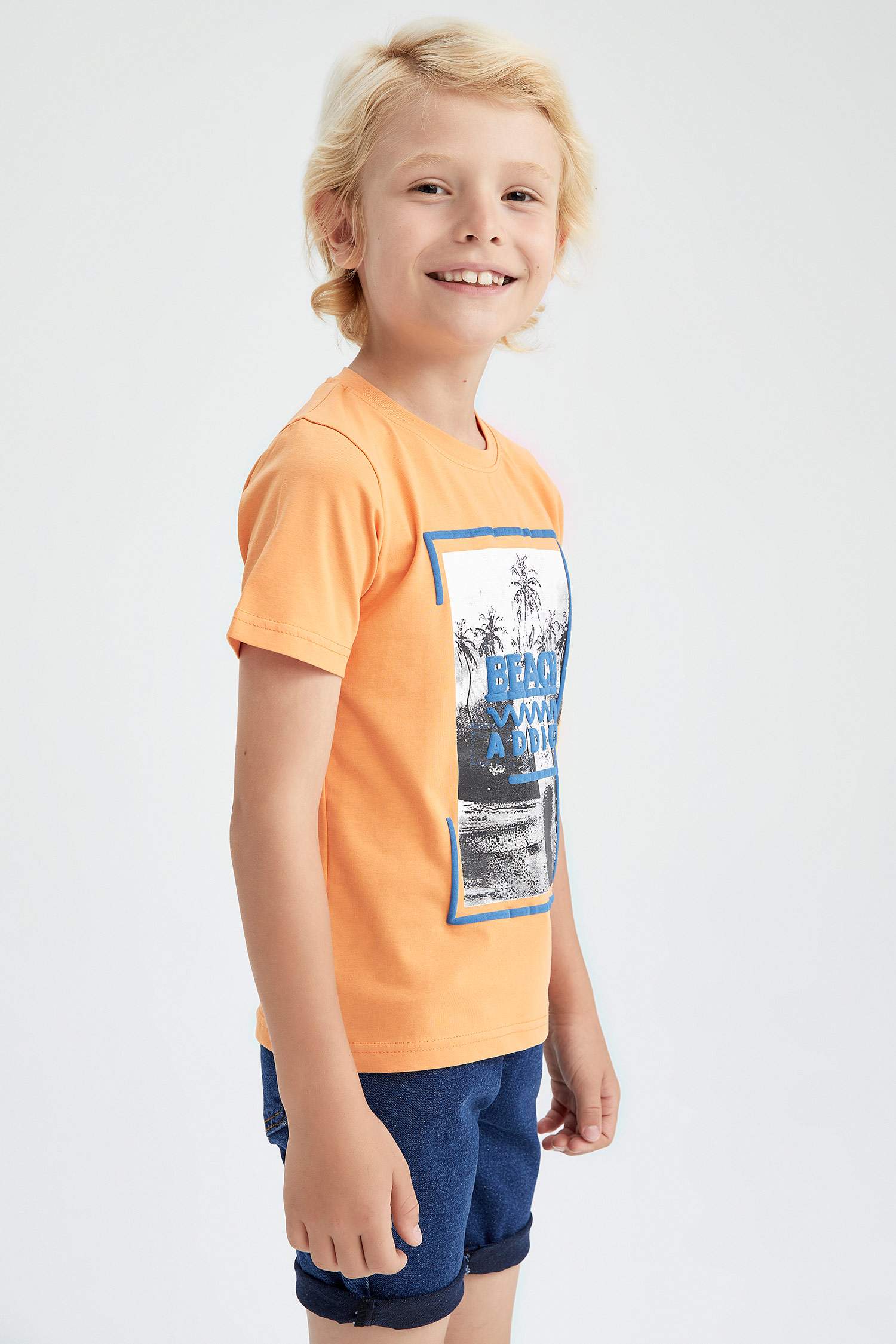 Orange BOYS & TEENS Regular Fit Short Sleeve T-Shirt 2677487 | DeFacto