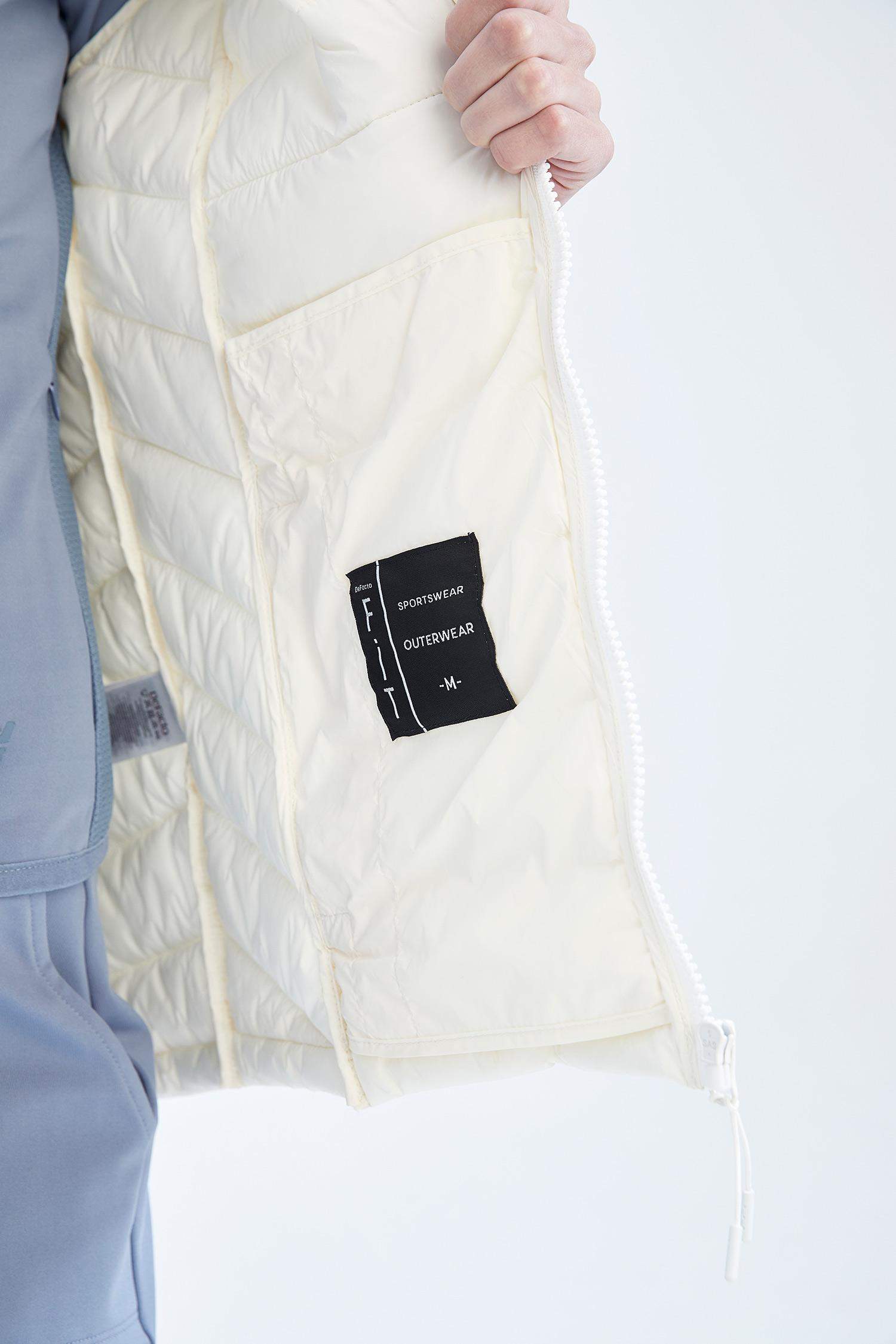 DeFactoFit Waterproof Slim Fit Puffer Jacket