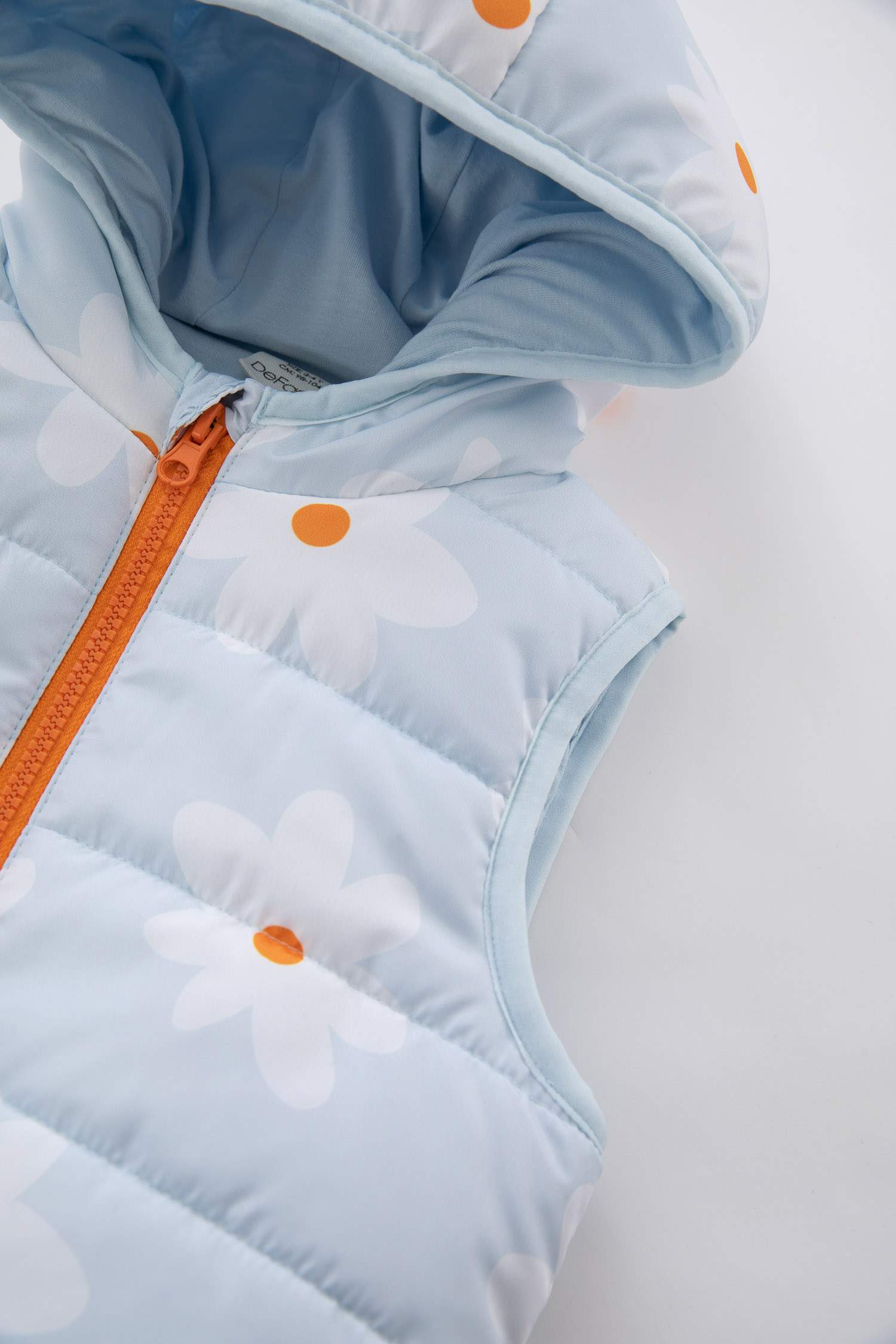 قمصلة يلك بناتي بغطاء للرأس مقاوم للماء