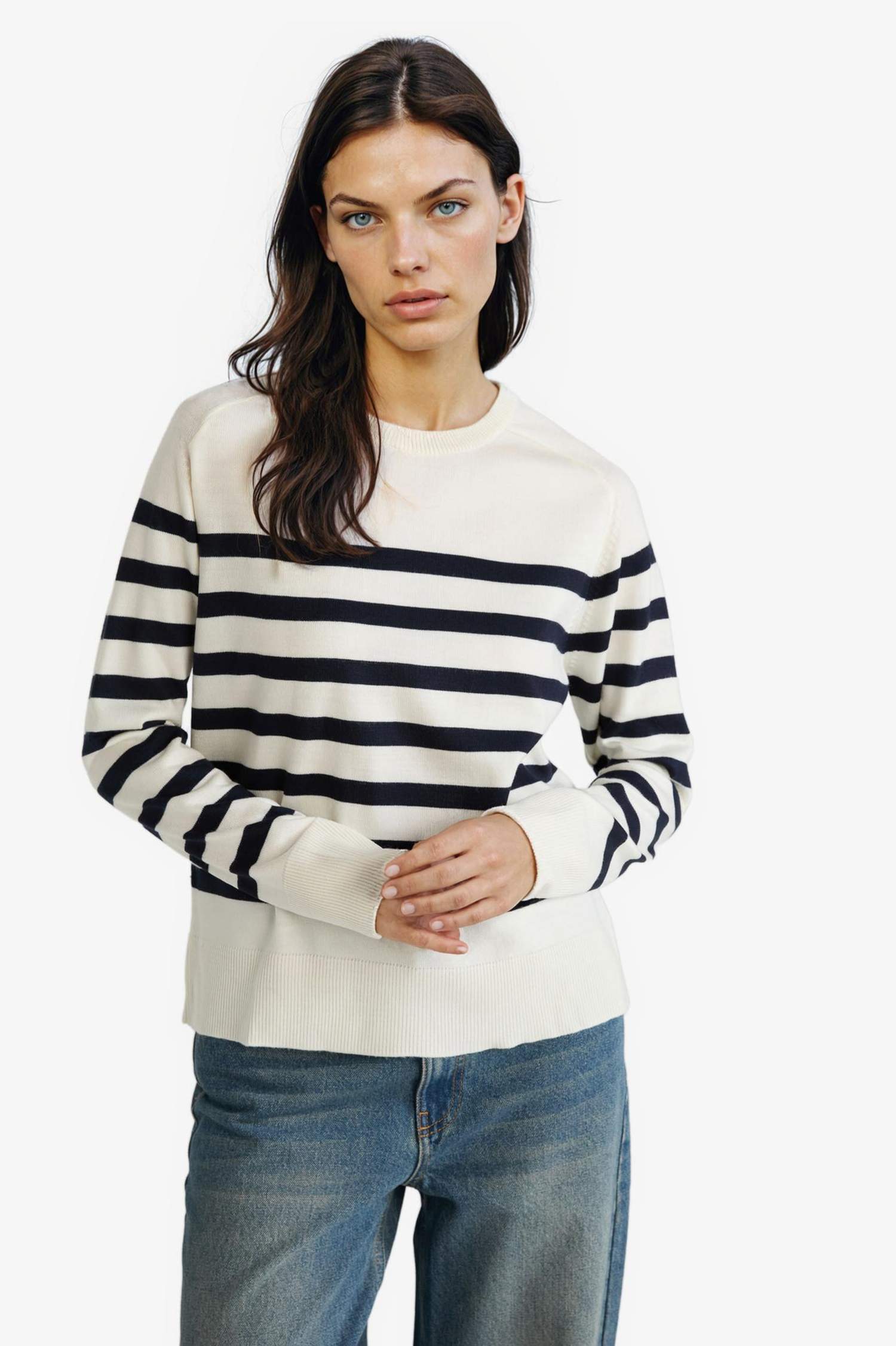 بلوفر مخطط قصة عادية برقبة مستديرة