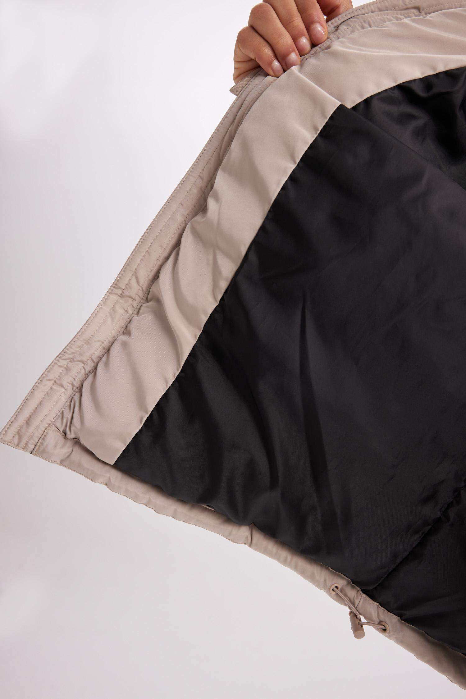 Su İtici Regular Fit Dik Yaka Fermuarlı El Geçmeli Cepli Şişme Mont