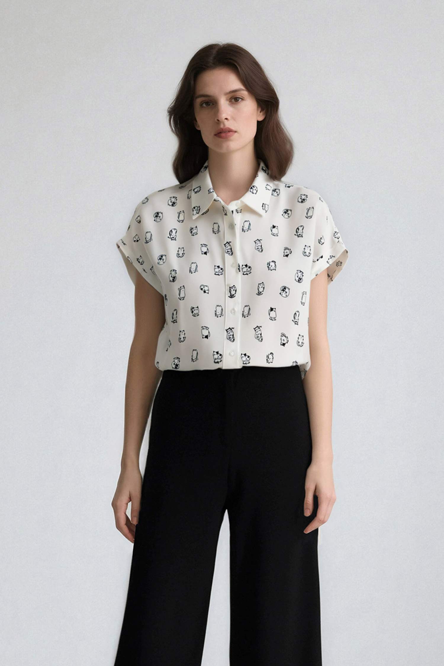 قميص نص كم فيسكوز قصة عادية