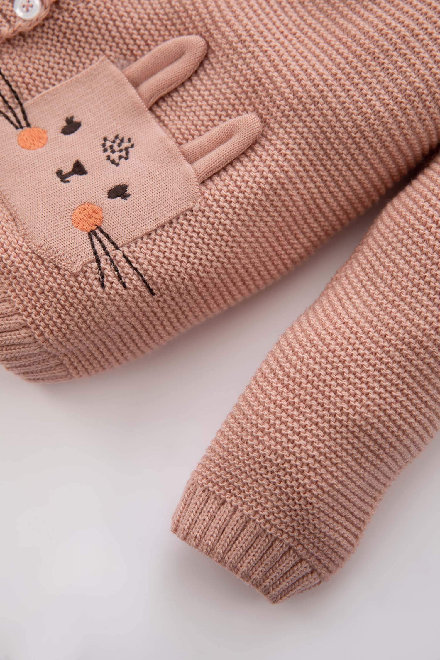 كارديجان مطبوع قصة عادية وياقة مستديرة