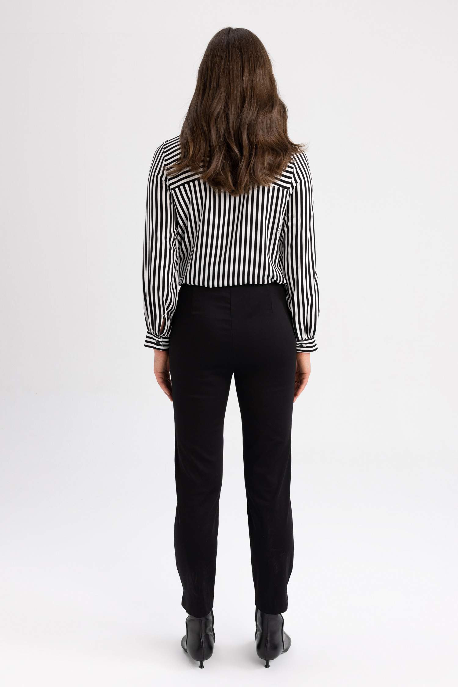 بنطلون سليم فيت