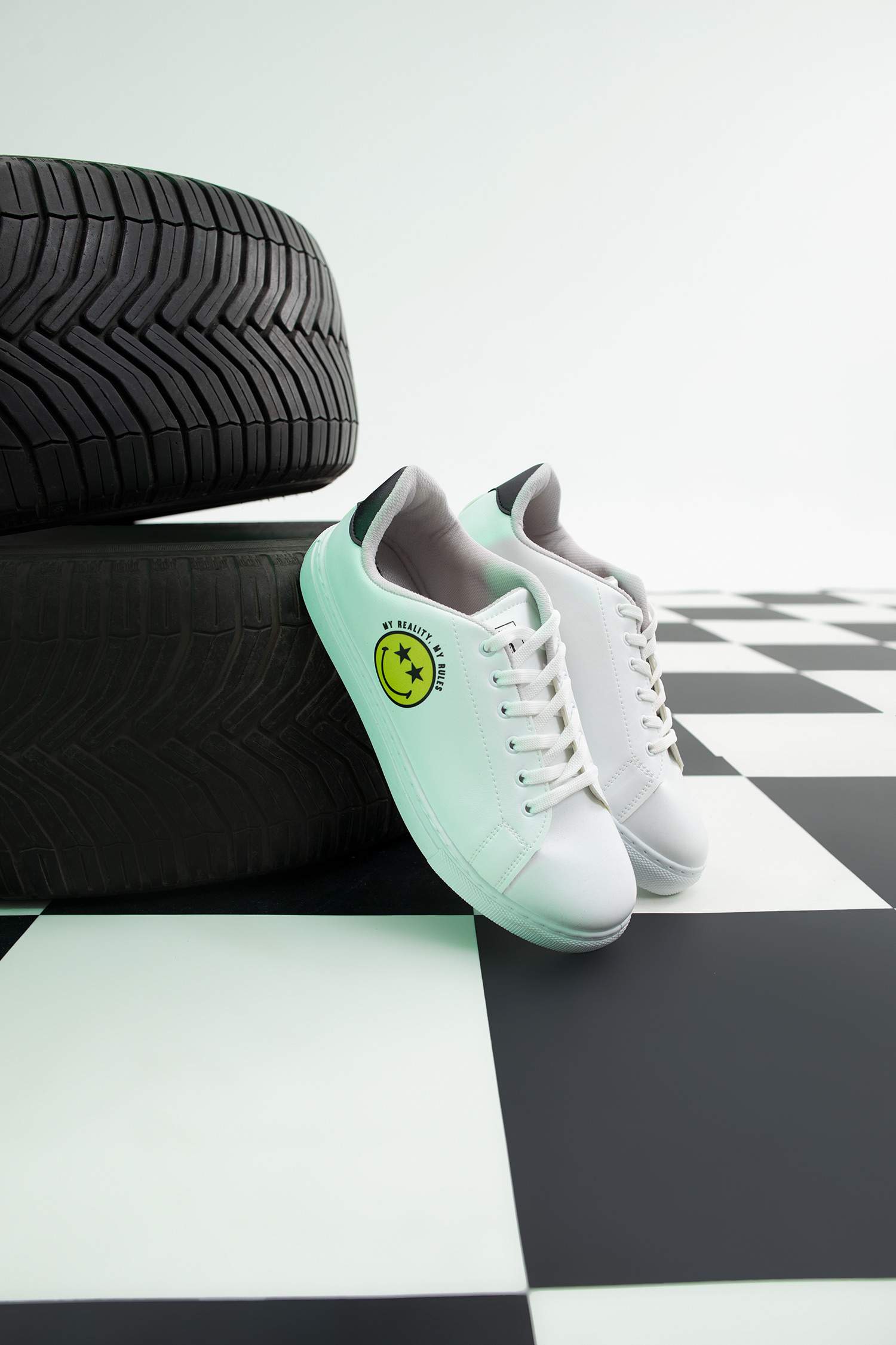 Kadın SmileyWorld Düz Taban Suni Deri Bağcıklı Sneaker