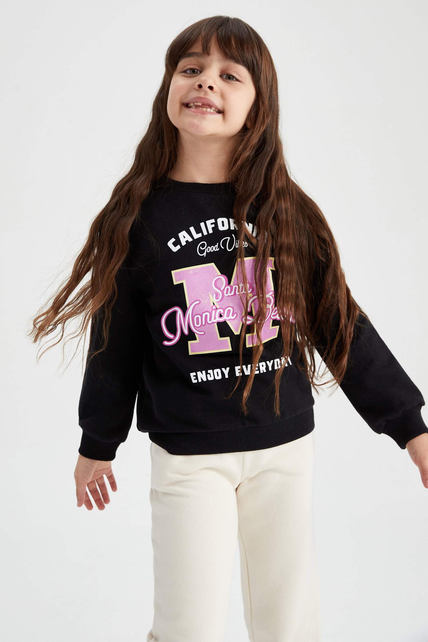 Regular Fit Crew Neck Sweatshirt