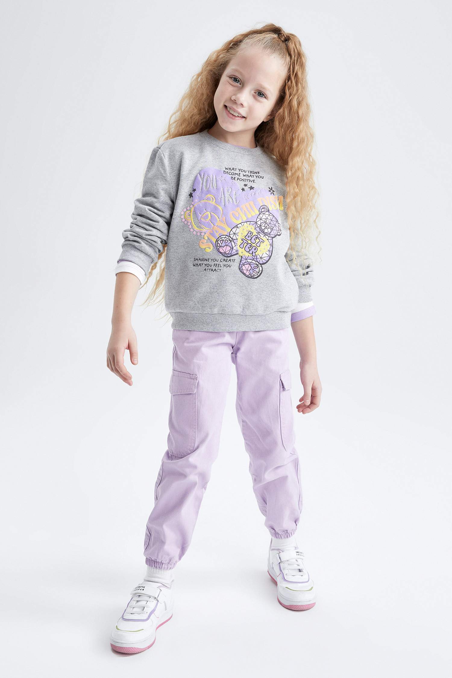 Світшот стандартного крою з тонкої тканини для дівчаток