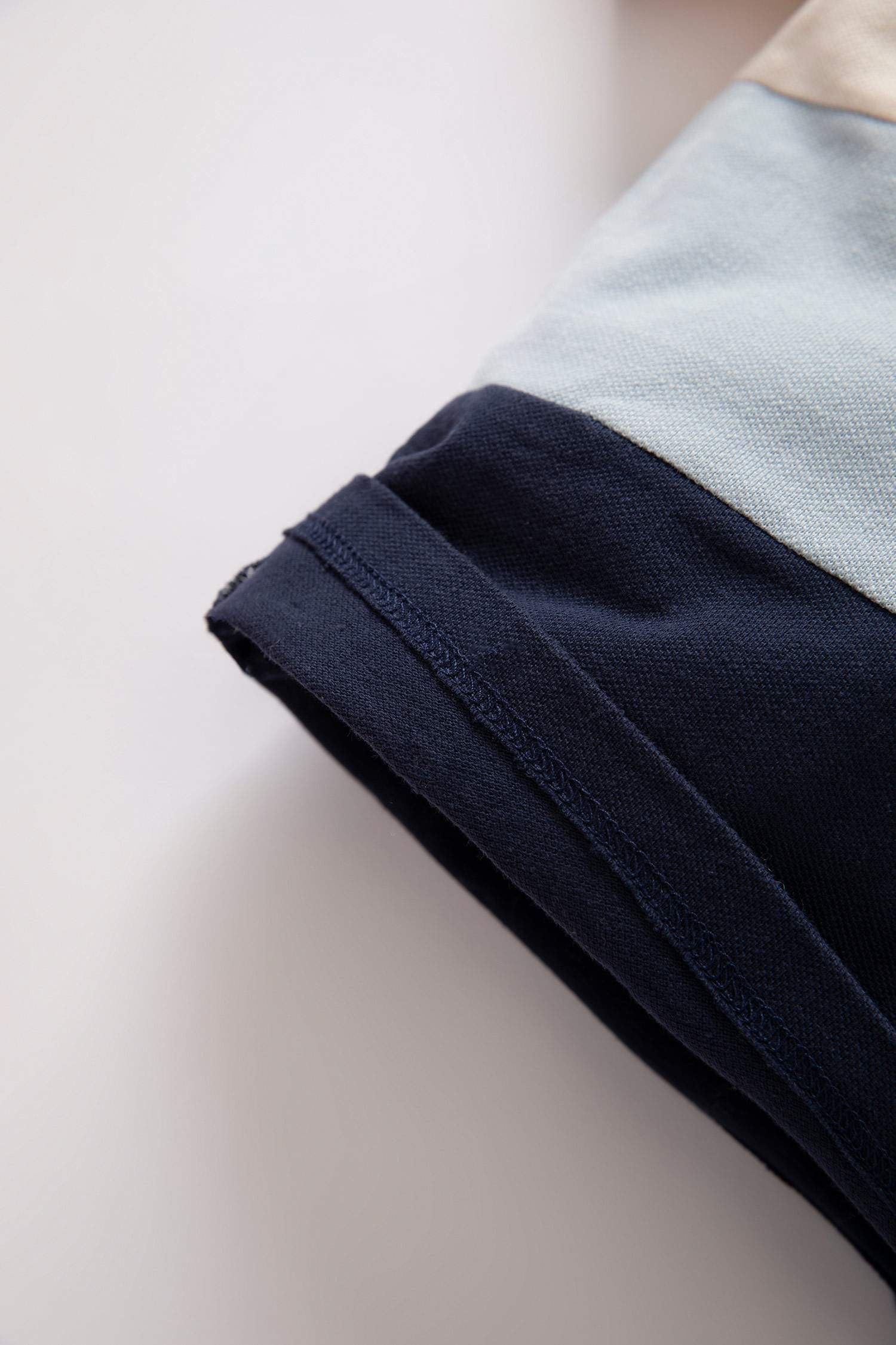 Футболка в стиле колор-блок для мальчиков