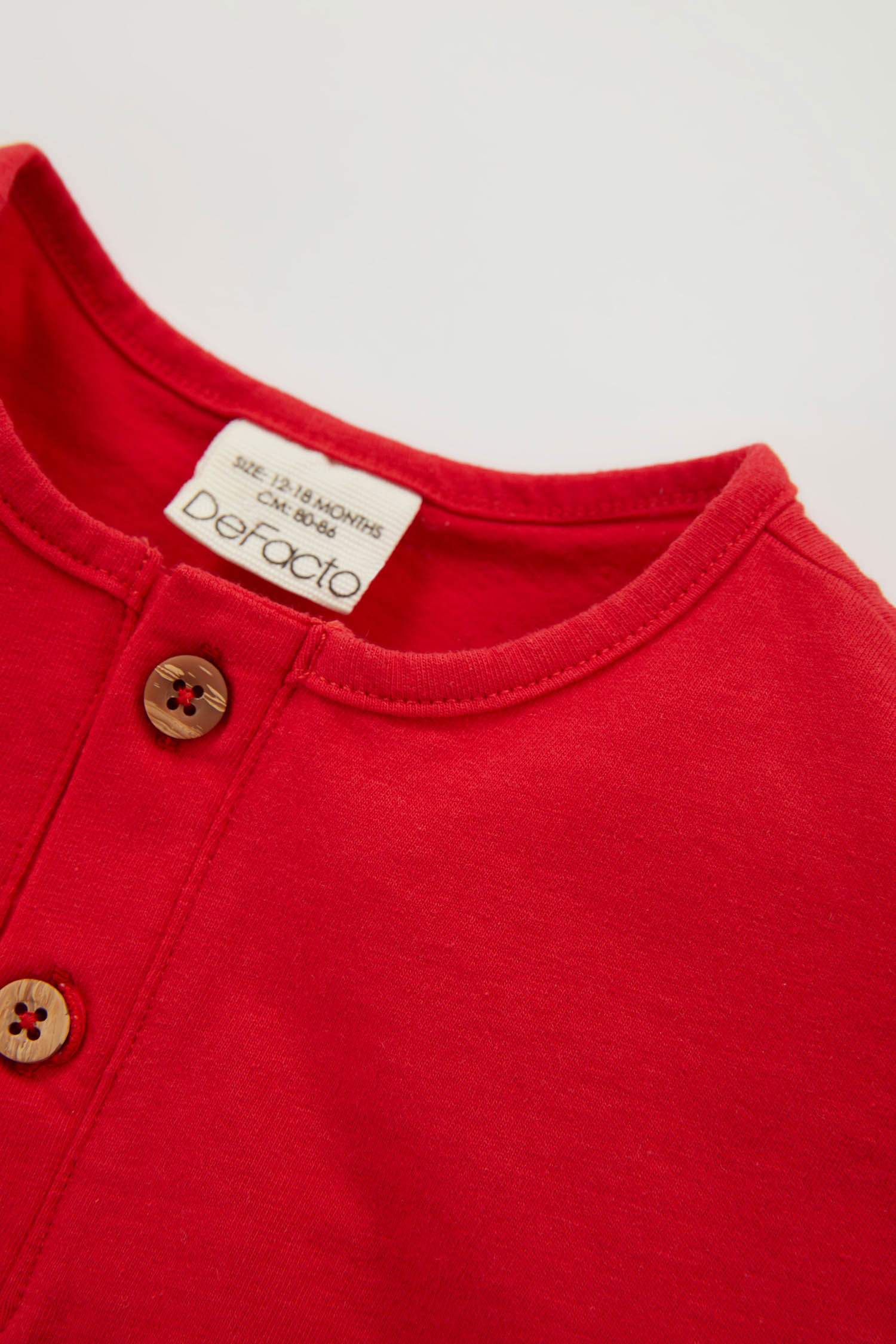 Сәби Ұл түйме ойығы 2 Қысқа жеңді футболка