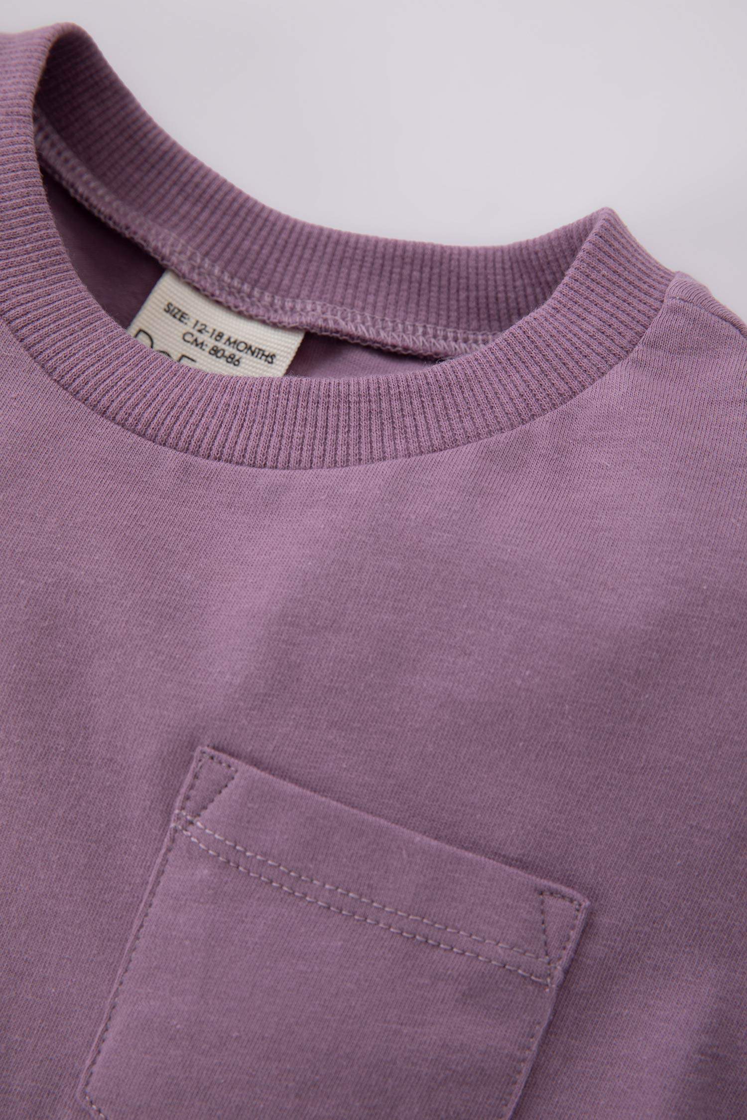 تيشيرت مخطط ولادي قصة عادية - قطعتين