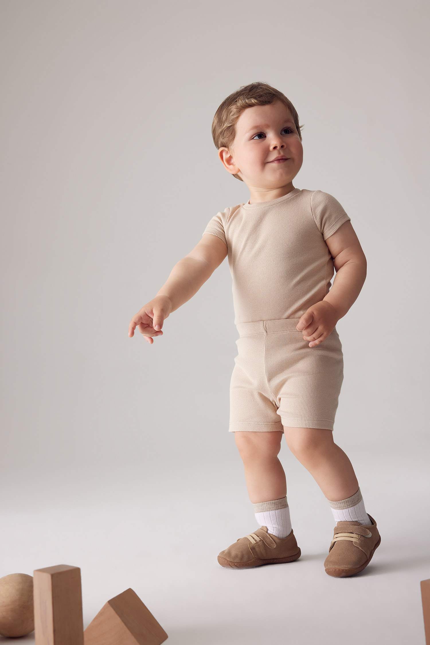 Комплект боди и шорты для малышей мальчиков