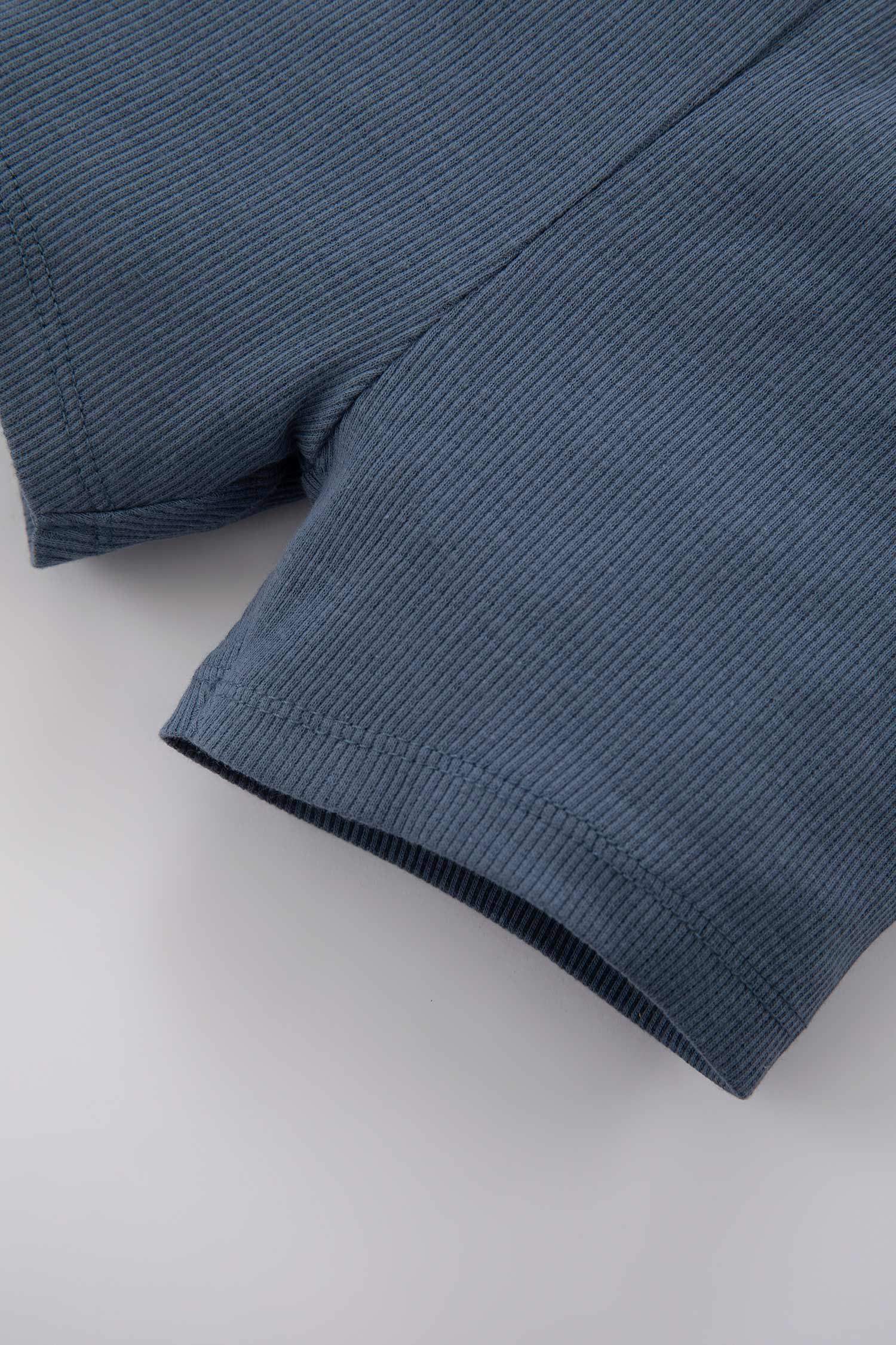 طقم ولادي سالوبيت و شورت مضلع - قطعتين