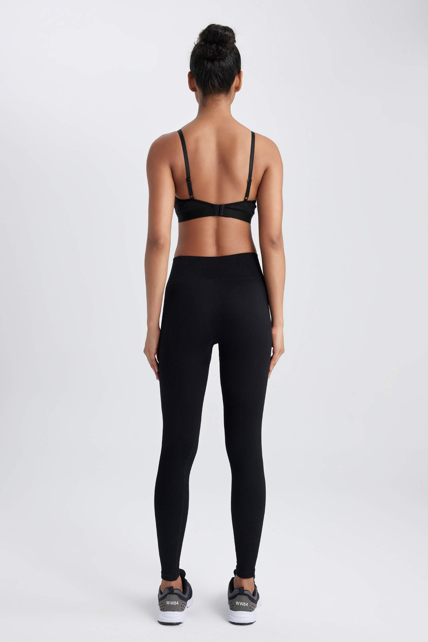 ستريج بخصر عالي من DeFactoFit