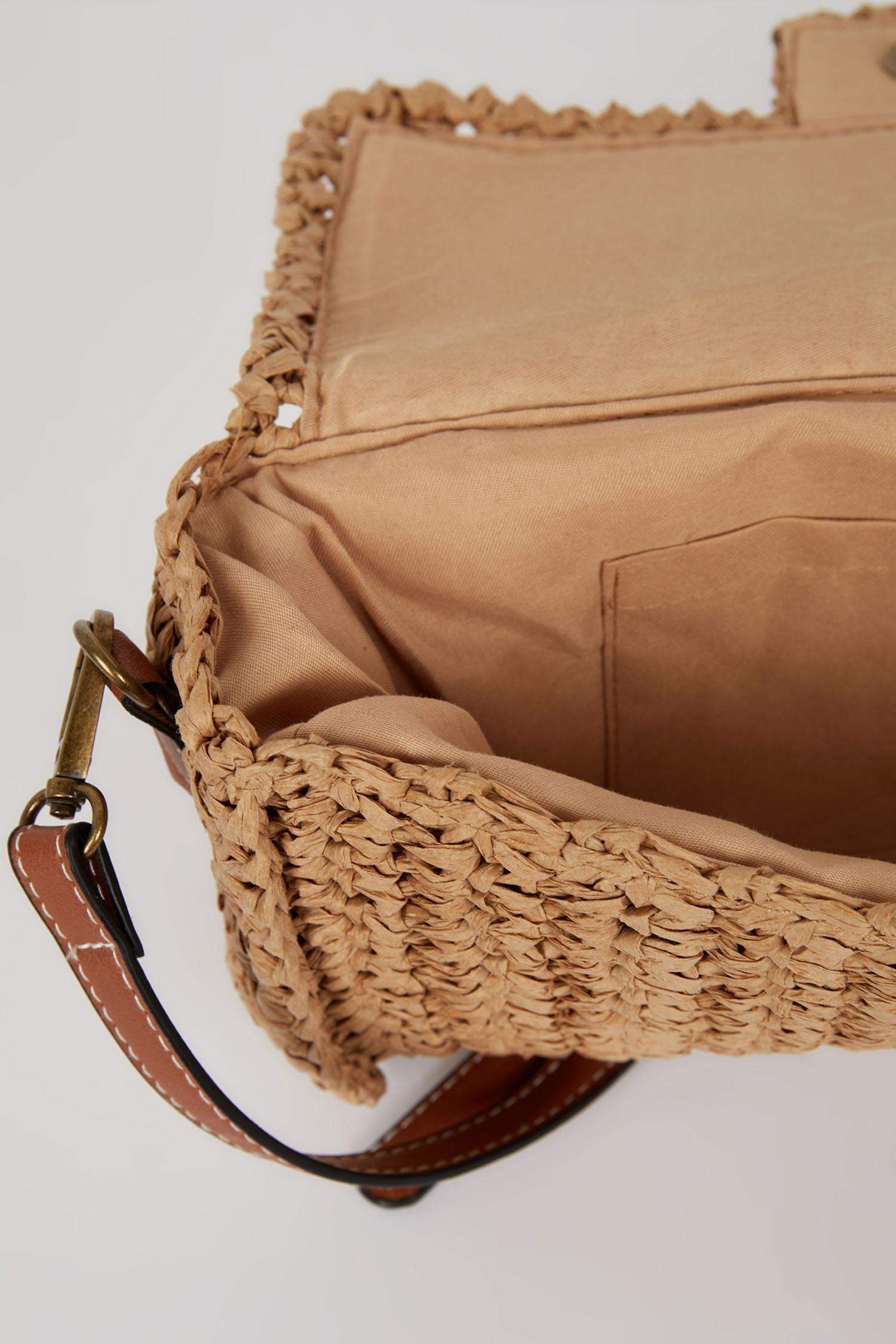 Соломенная сумка для женщин