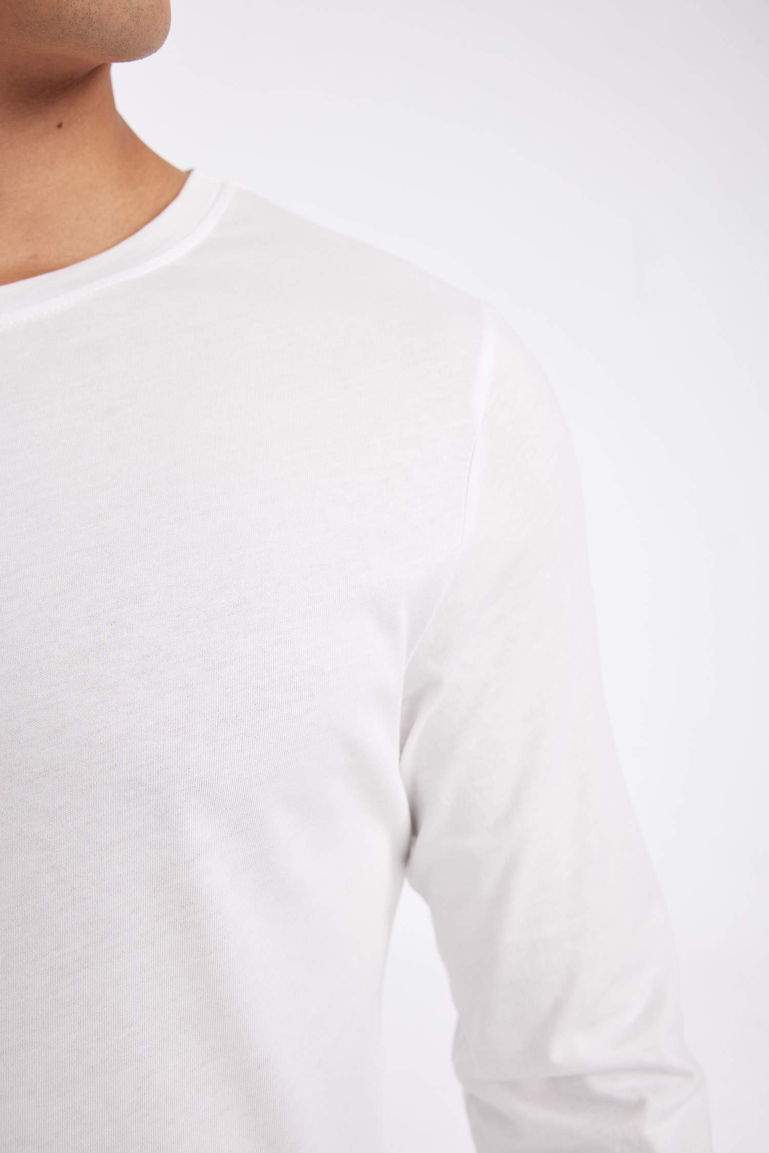 بلوزة قصة عادية كم طويل