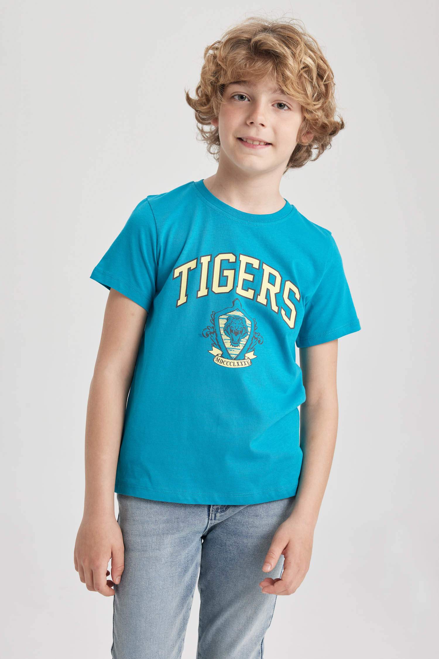 T-Shirt À Manches Courtes İmprimé Coupe Classique