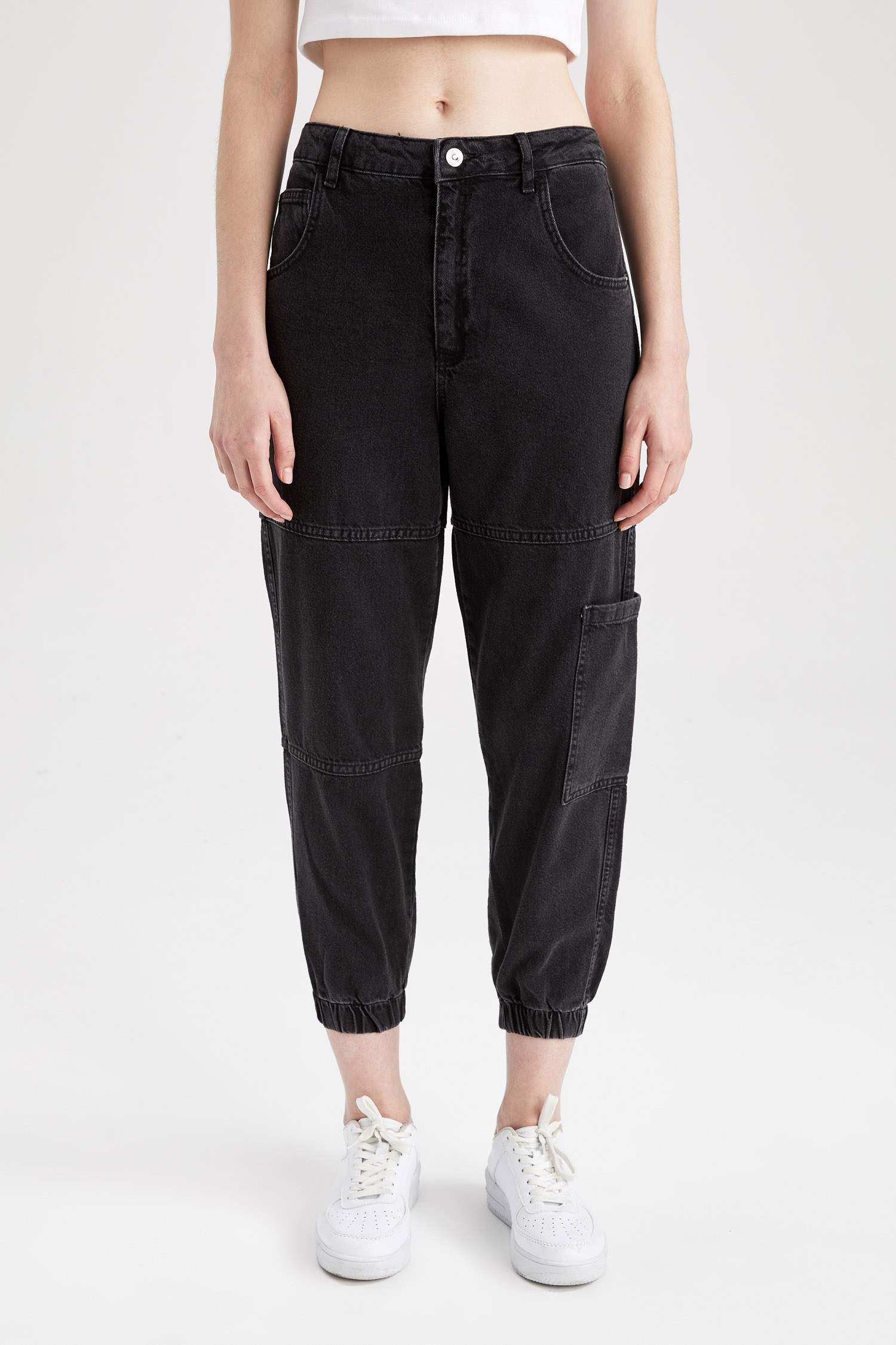 Schwarz Damen Jogger Fit Jeans 2715110 DeFacto