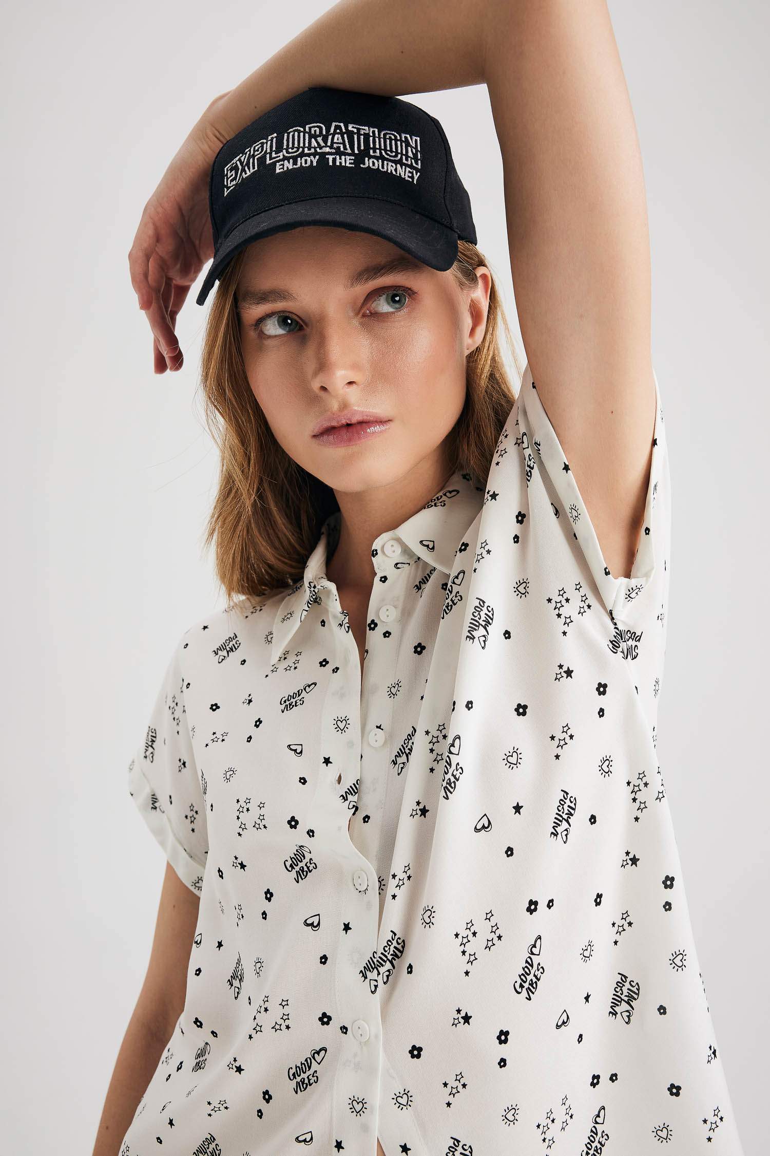 Regular Fit Printed Short Sleeve Shirt