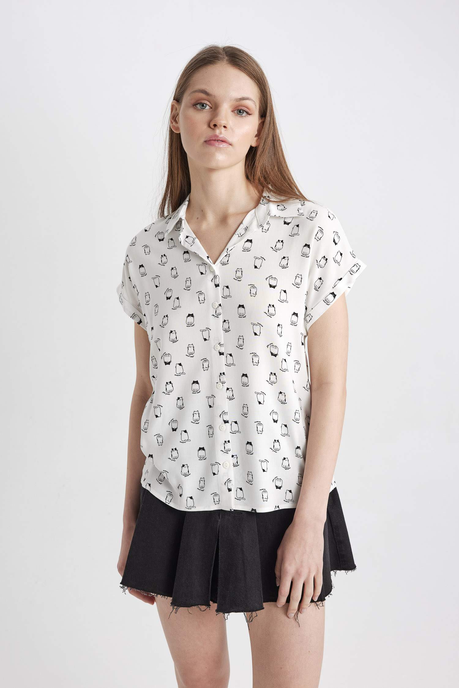 Patterned Short Sleeve Shirt