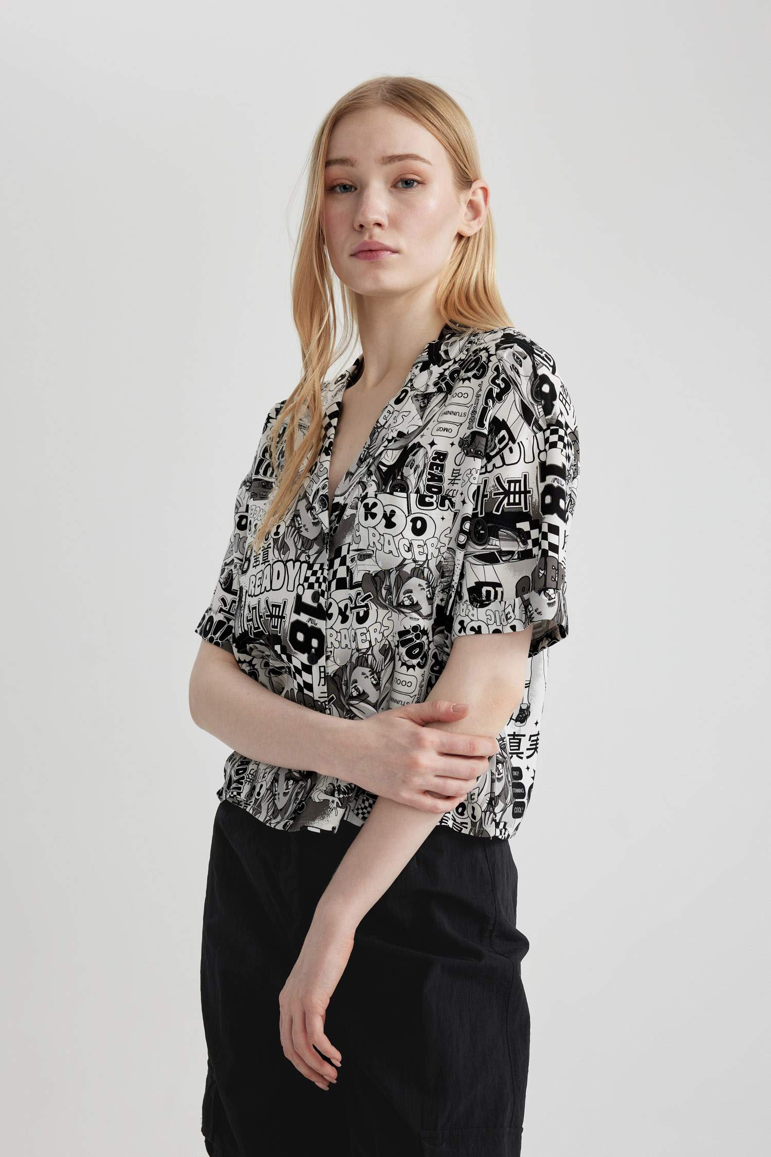 Patterned Pajama Collar Short Sleeve Shirt