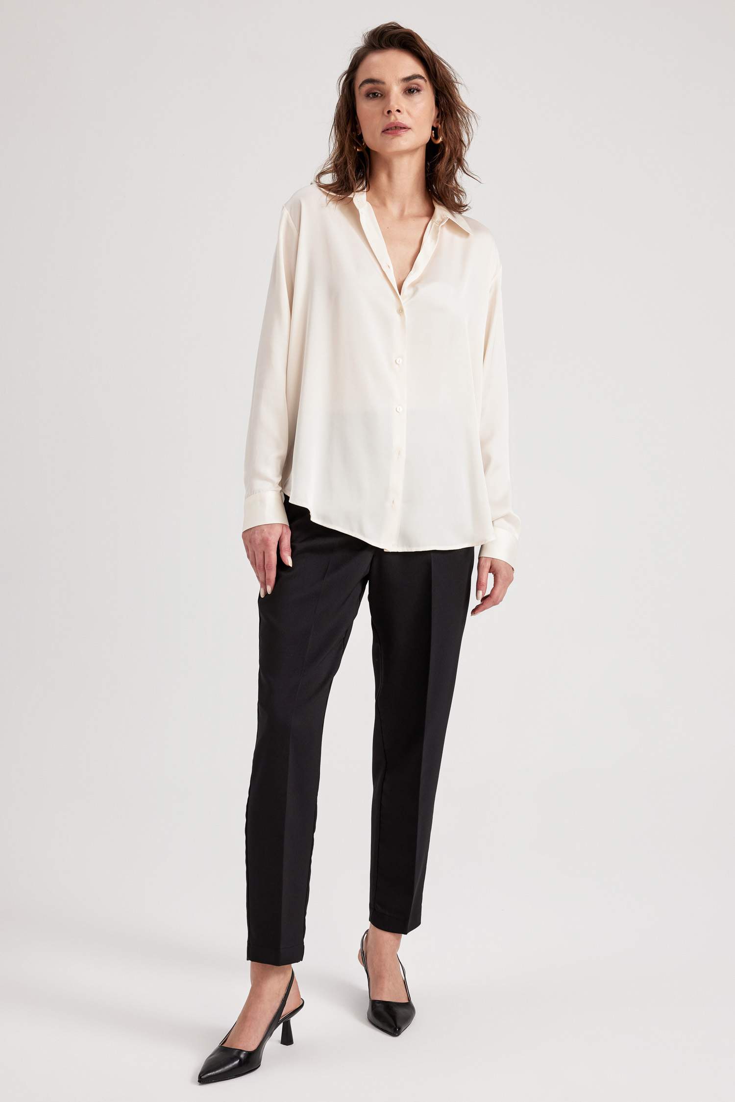 قميص ردن طويل ستان بقصة عادية بياخة قميص