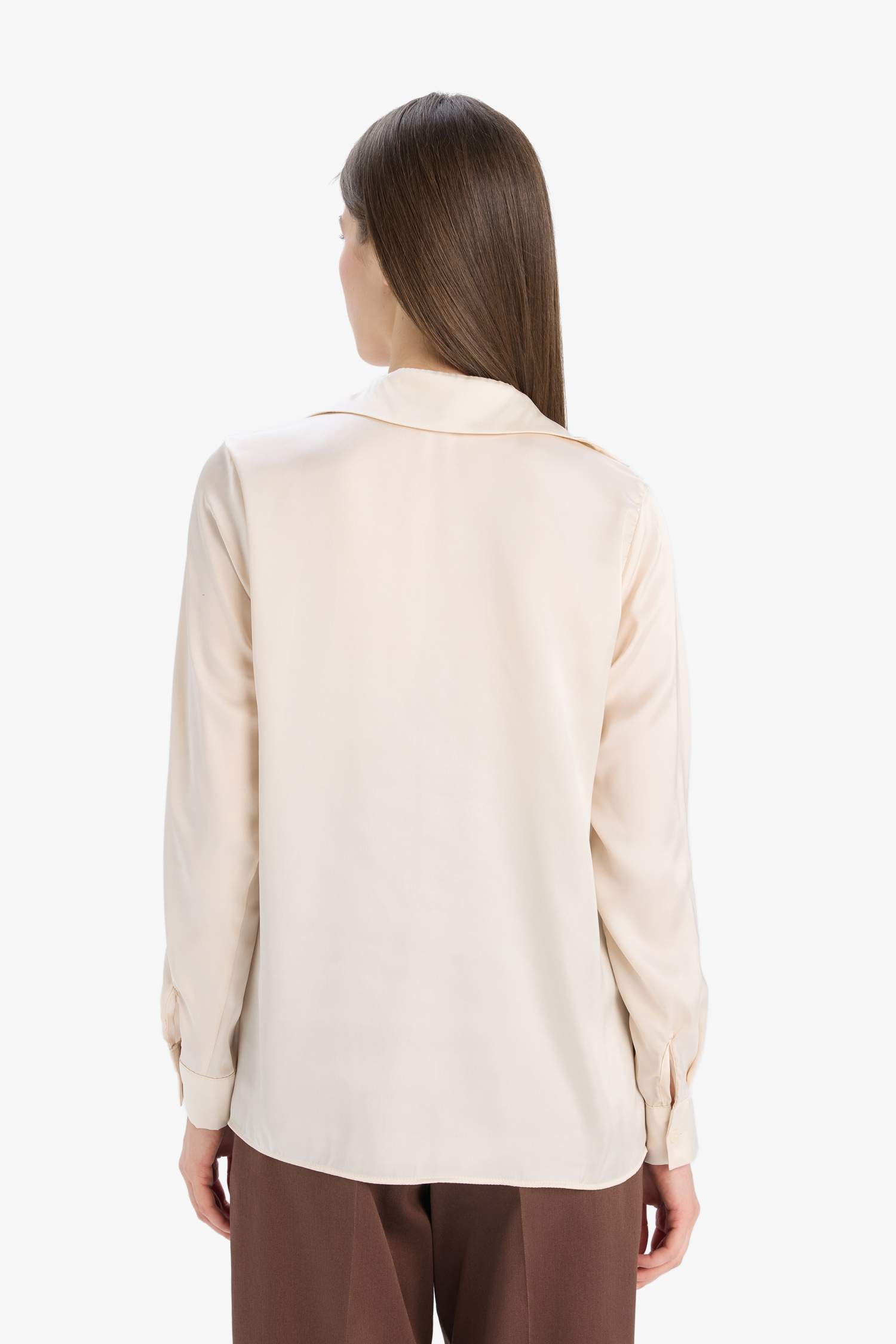 قميص ستان بيزك كم طويل قصة عادية