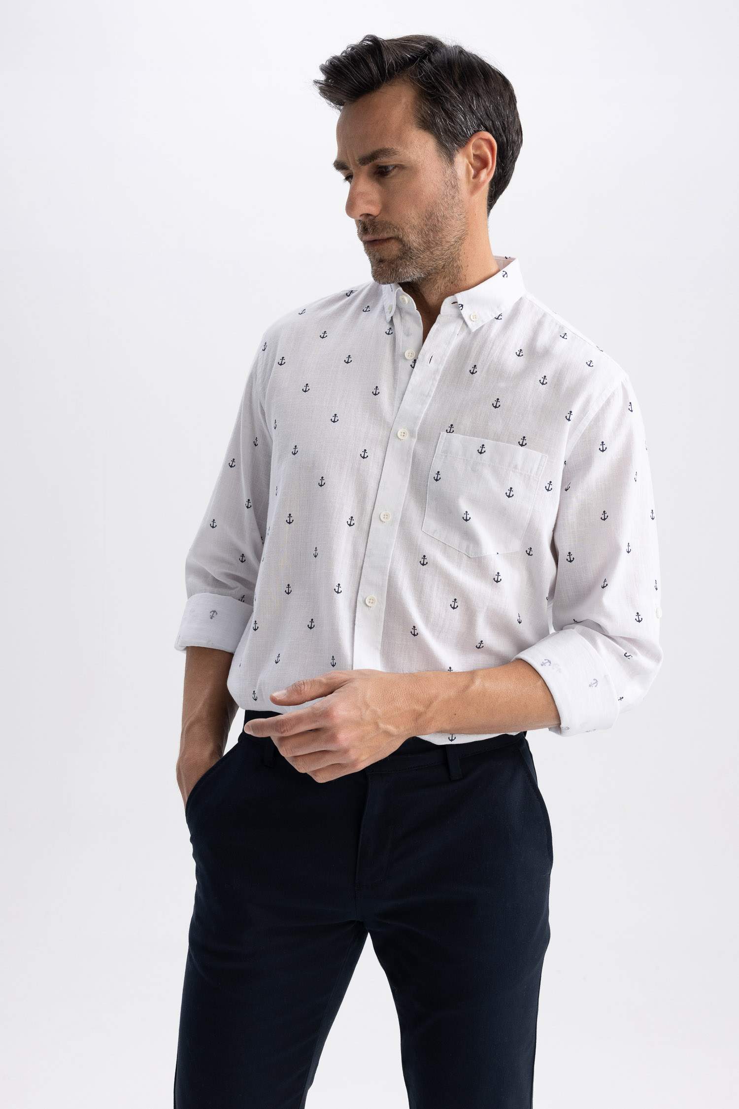 قميص ولادي طويل الأكمام قصة عادية