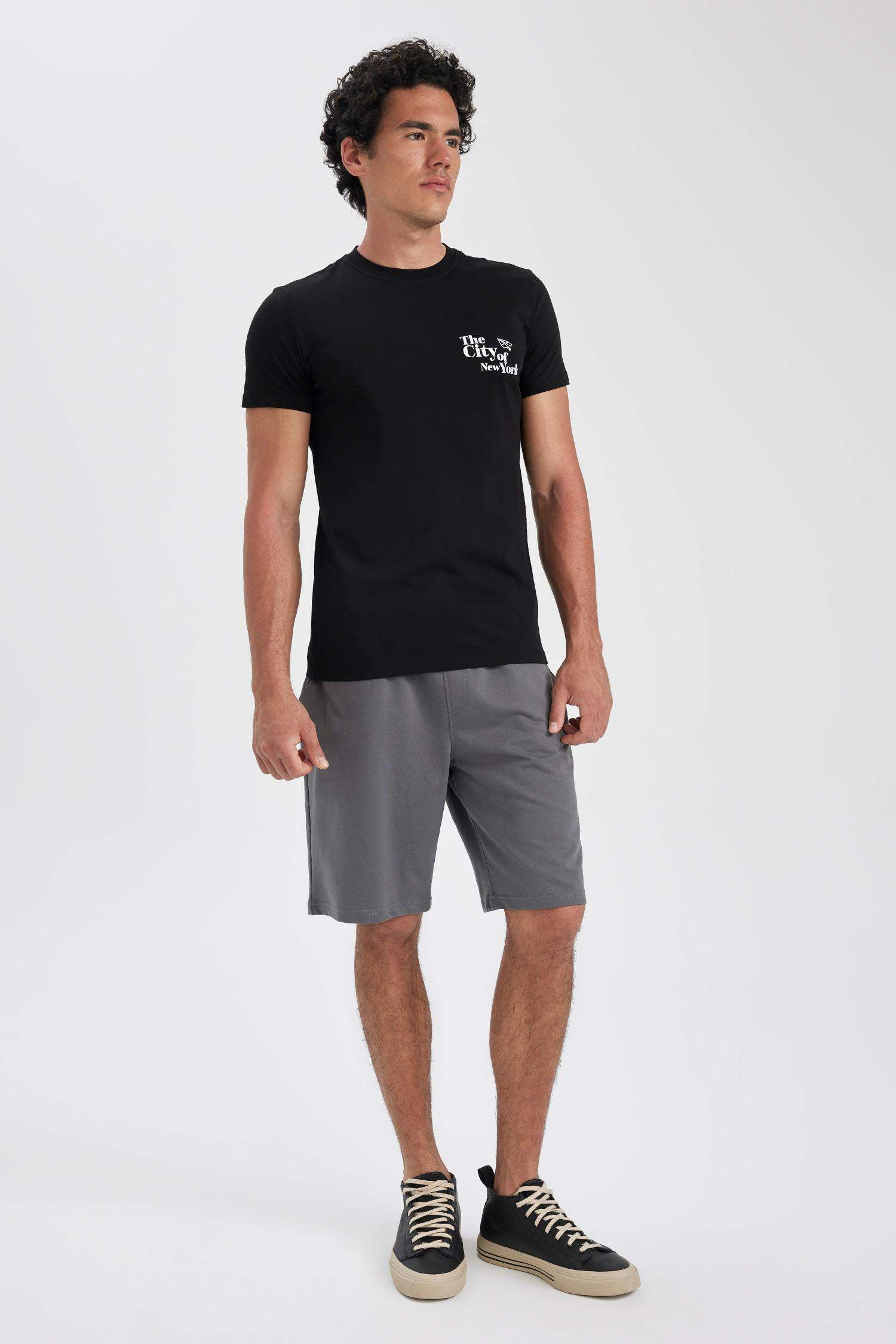 Slim Fit Crew Neck Printed T-Shirt