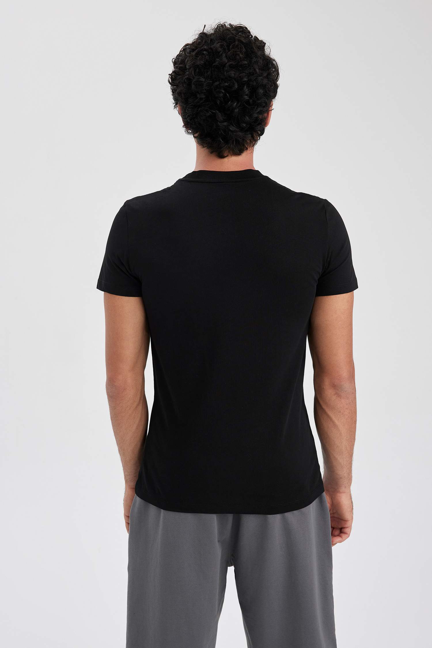 Slim Fit Crew Neck Printed T-Shirt