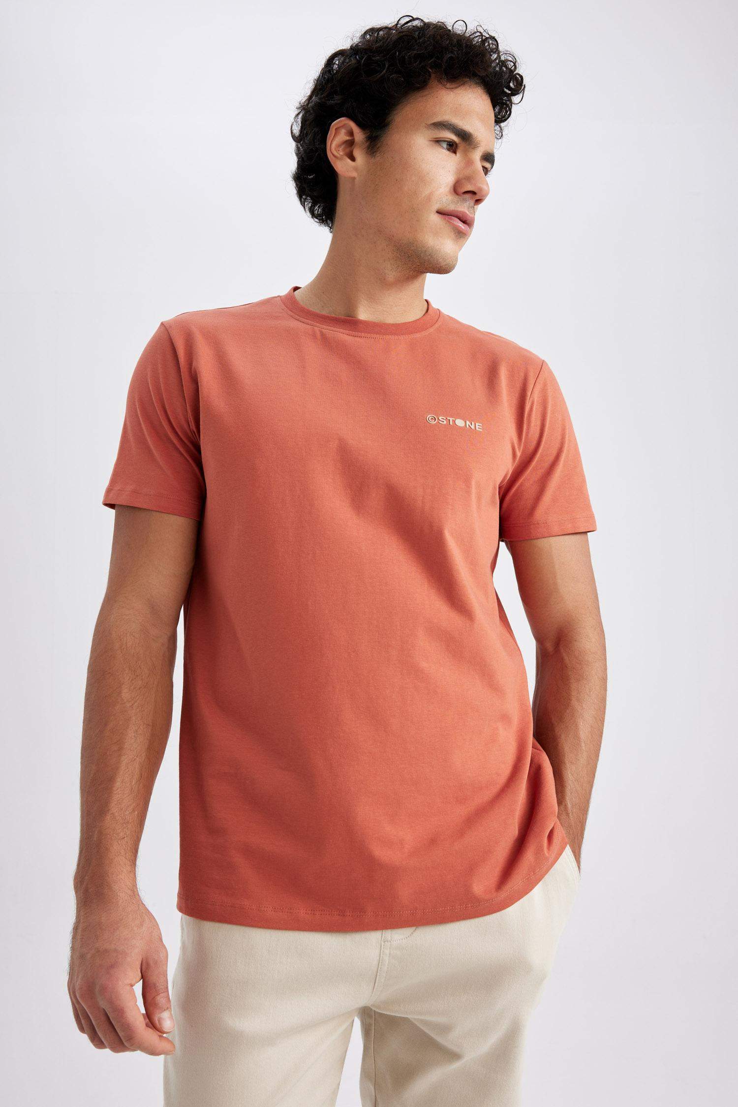 Slim Fit Crew Neck Printed T-Shirt