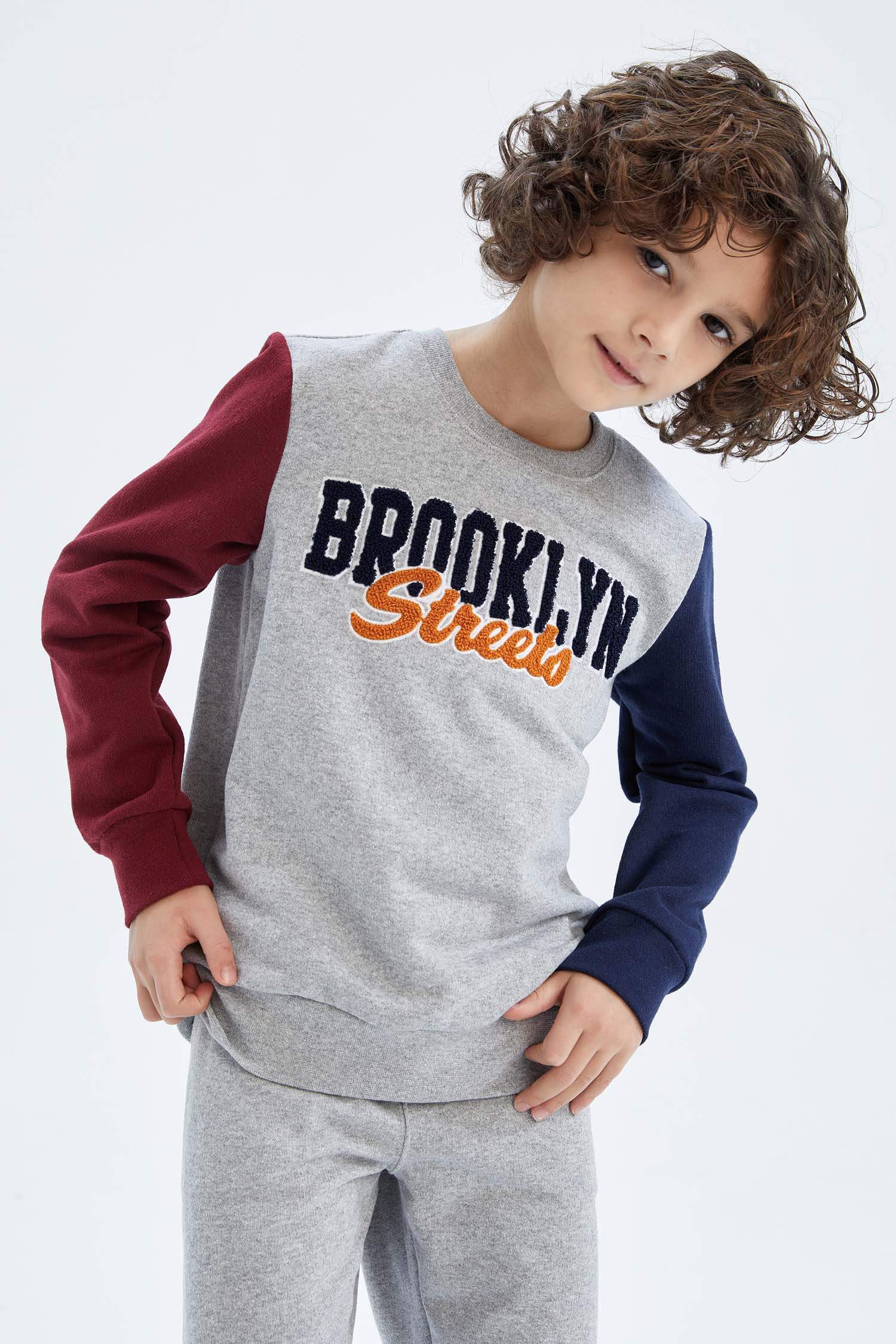 طقم ولادي - قطعتين