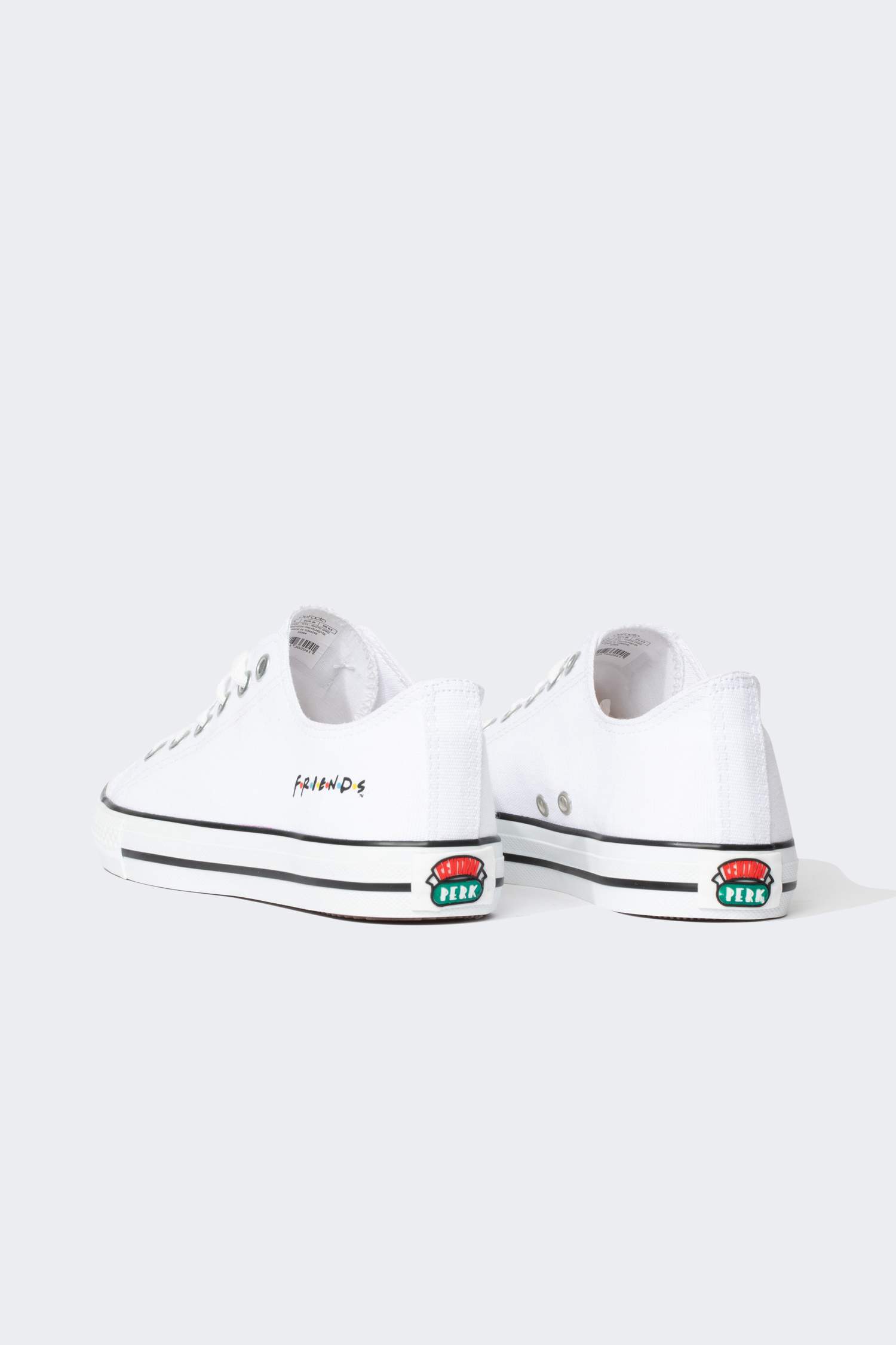 Кроссовки Friend на плоской подошве для женщин