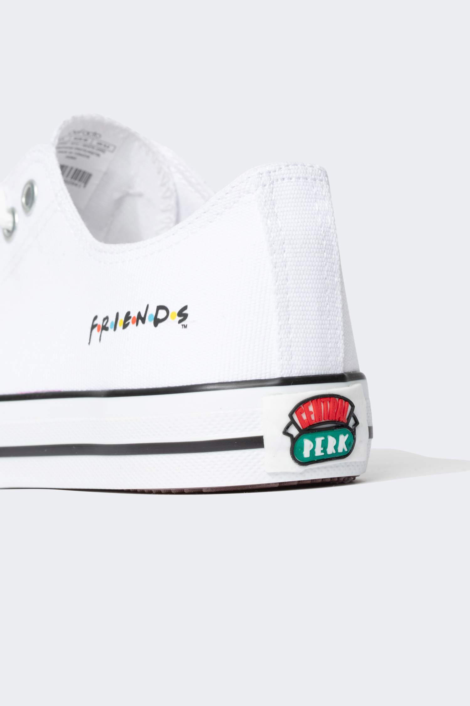 Кроссовки Friend на плоской подошве для женщин