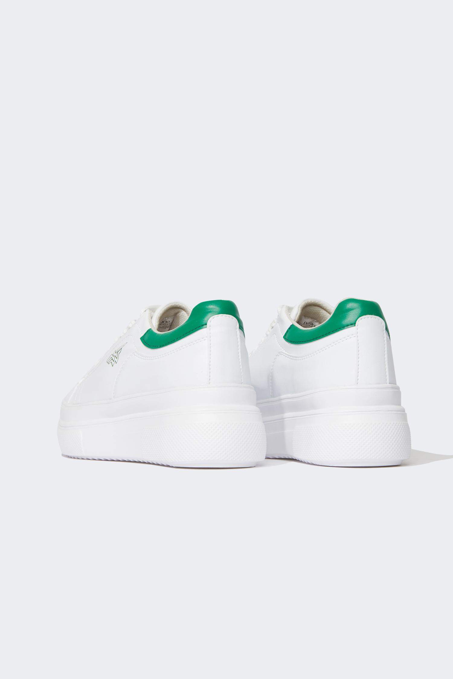 Әйелдерге Wonder Woman кроссовка