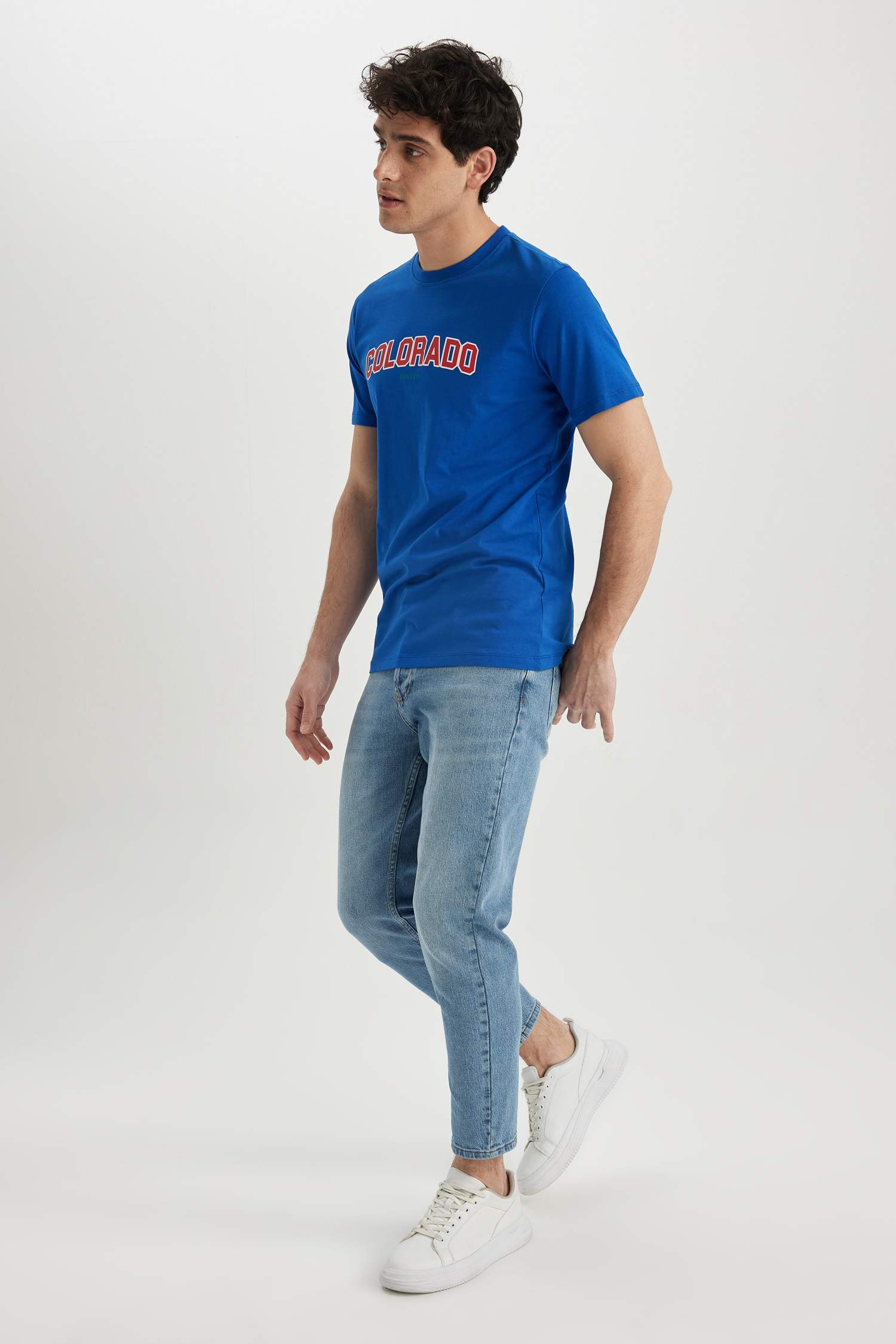 Blue MEN Slim Fit Crew Neck Printed TShirt 2793005 DeFacto