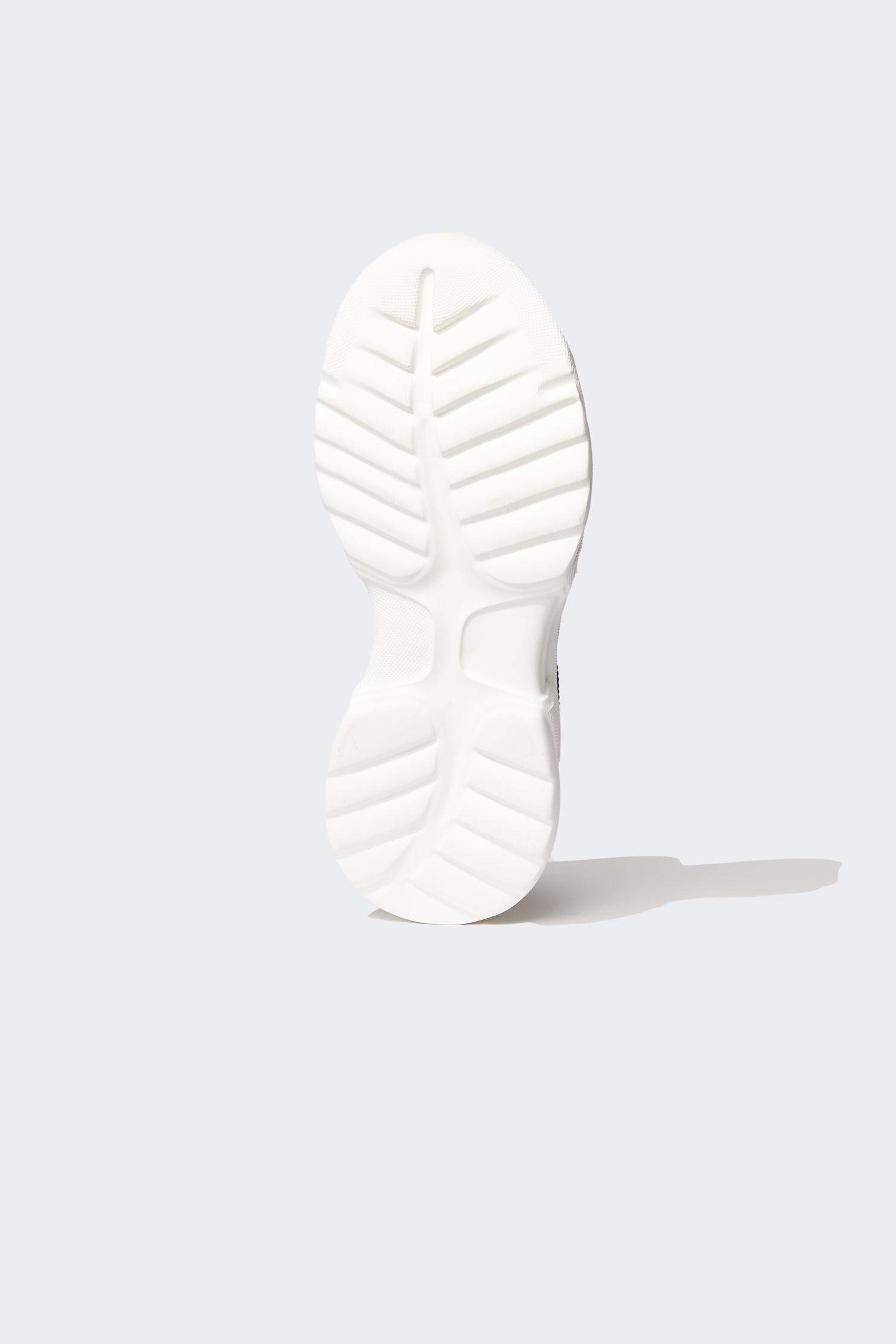 Повседневная обувь на тостой подошве для женщин