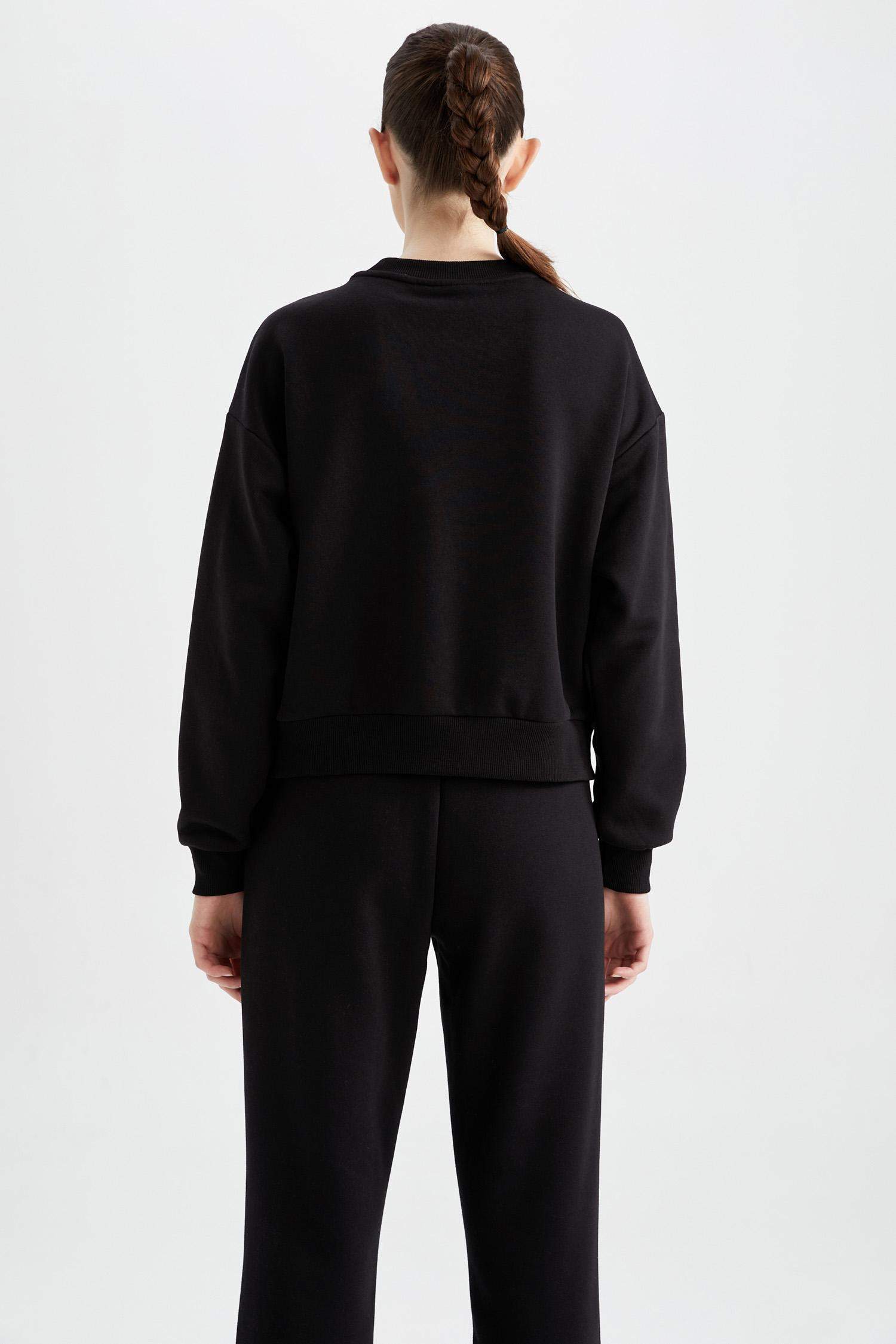 سويت شيرت من NBA Los Angeles Lakers