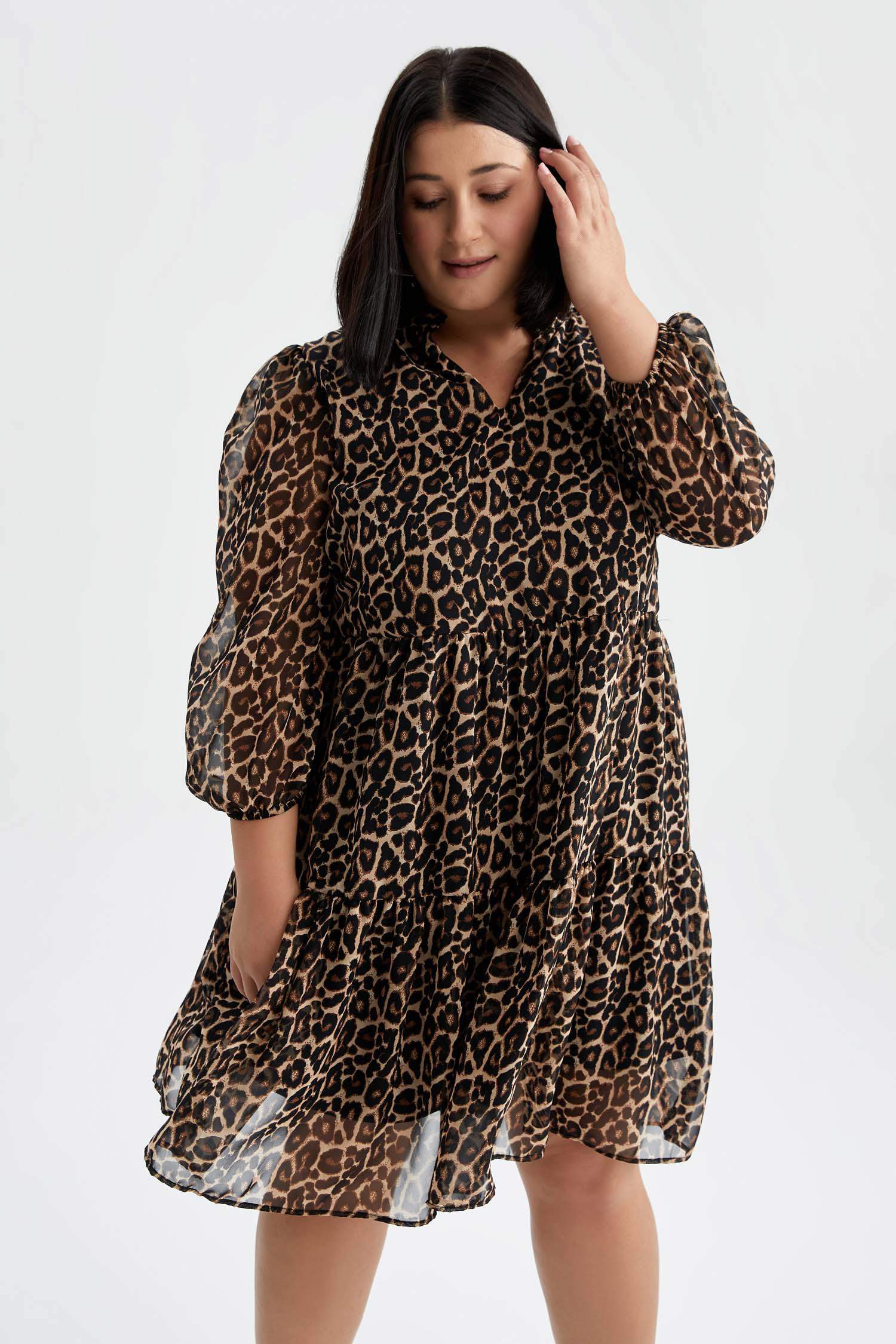A Cut V-Neck Animal Chiffon Midi Dress