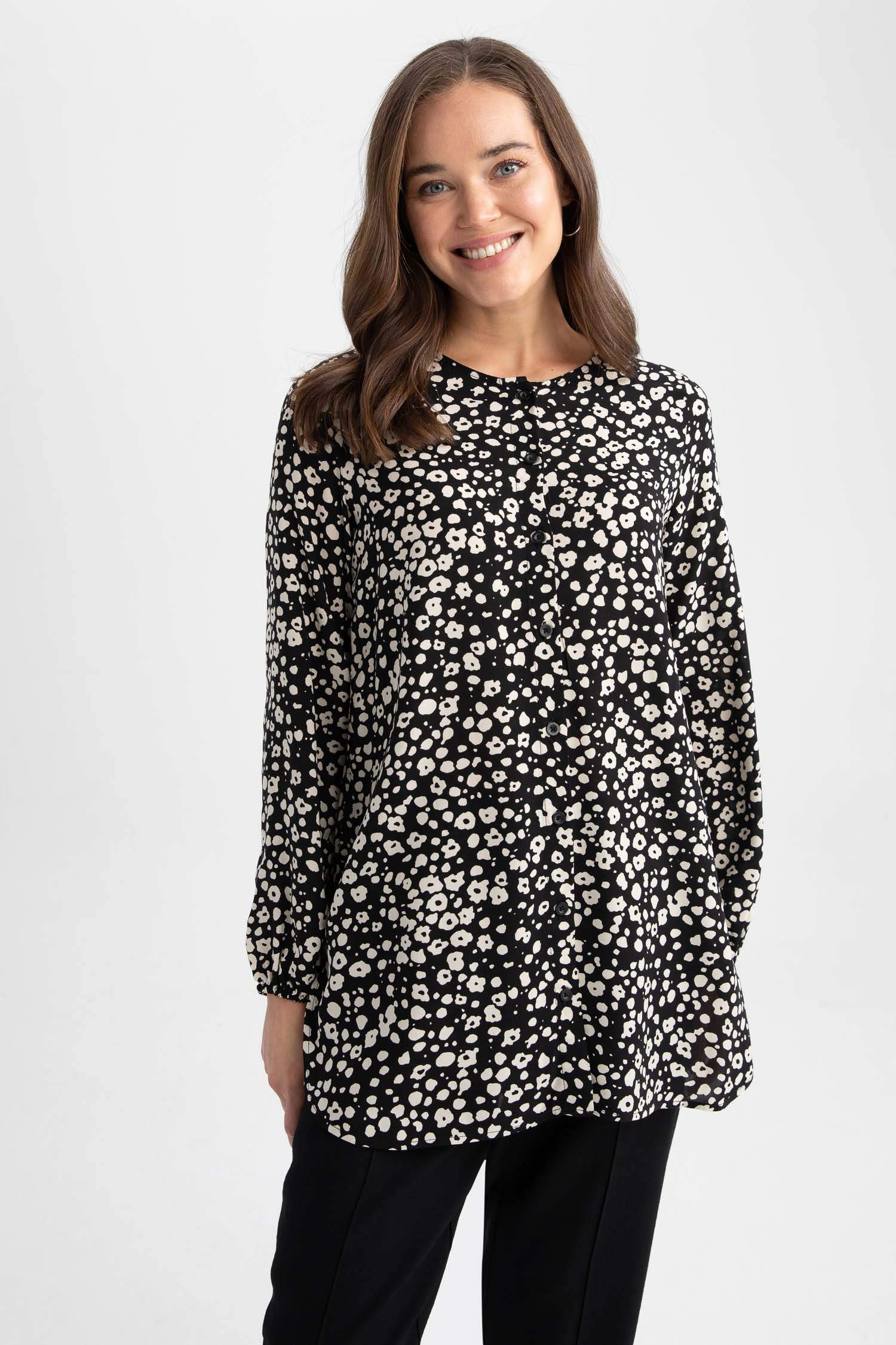 تونيك منقط قصة عادية