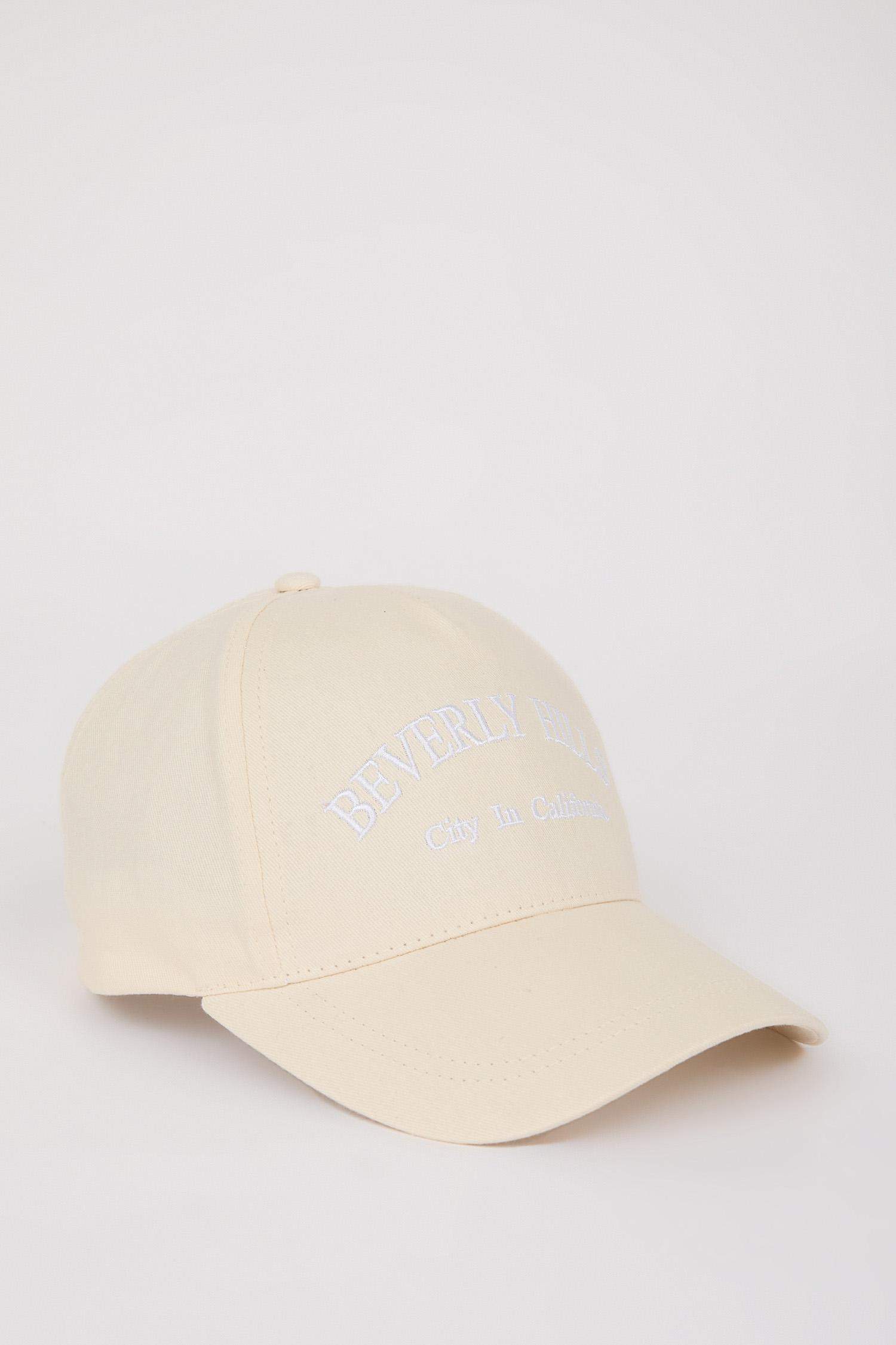 Женская хлопковая кепка с вышивкой