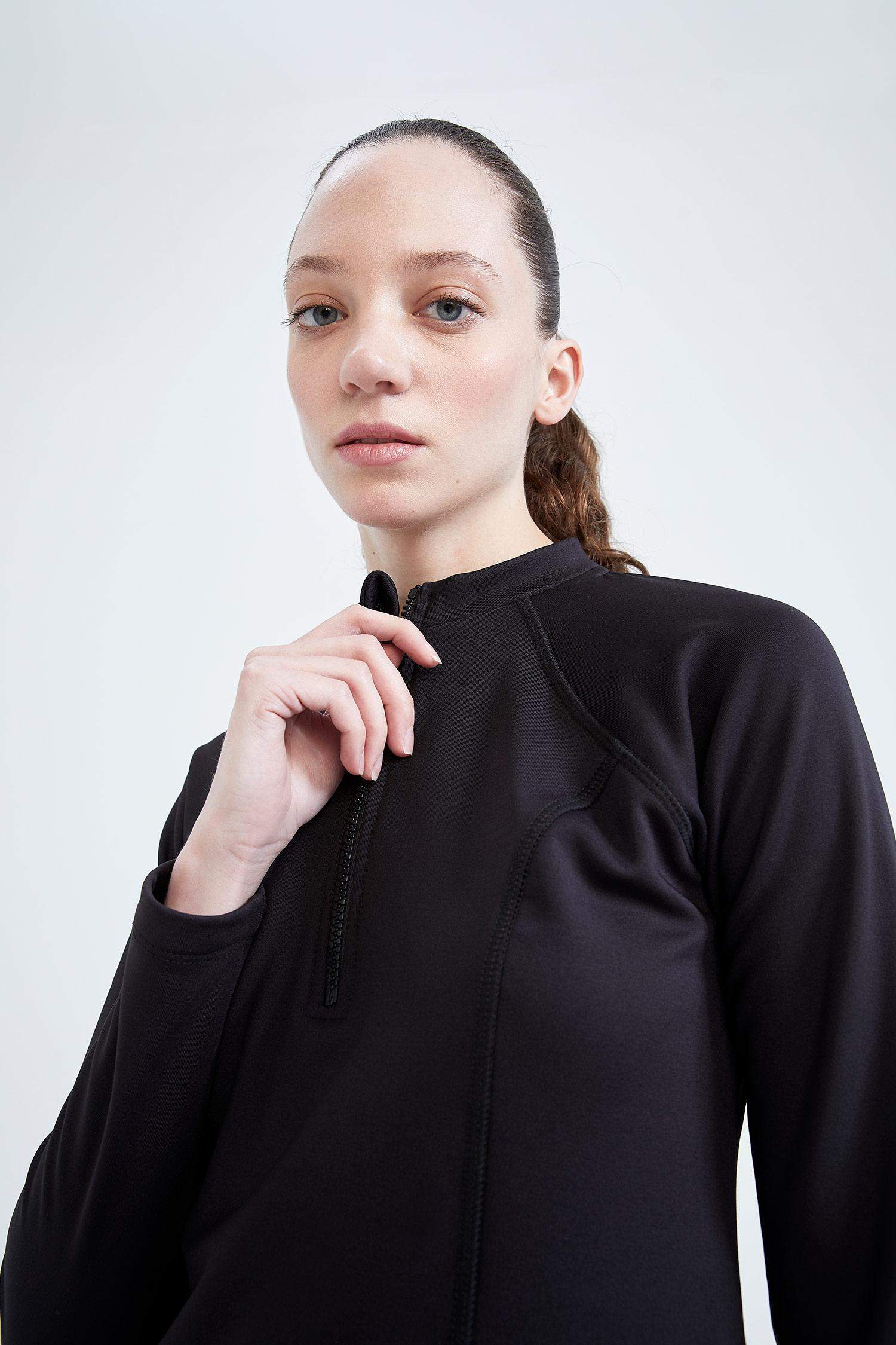 DeFactoFit Standard Fit Sports Sweatshirt