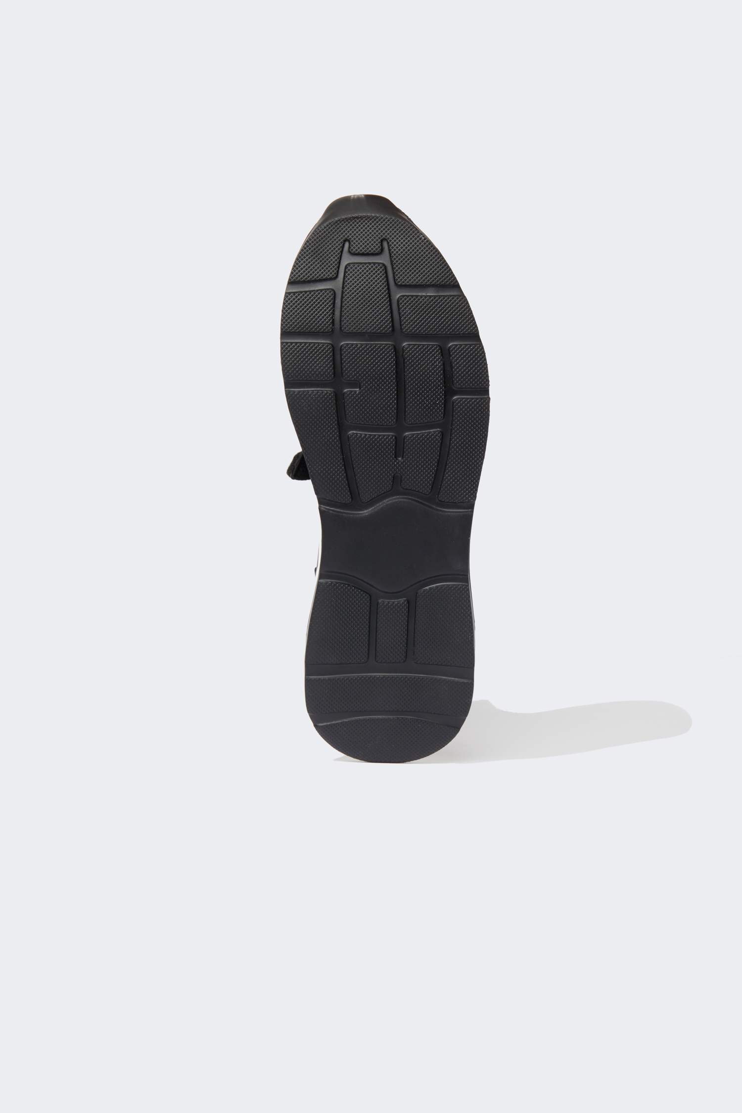 Ерлерге кроссовка