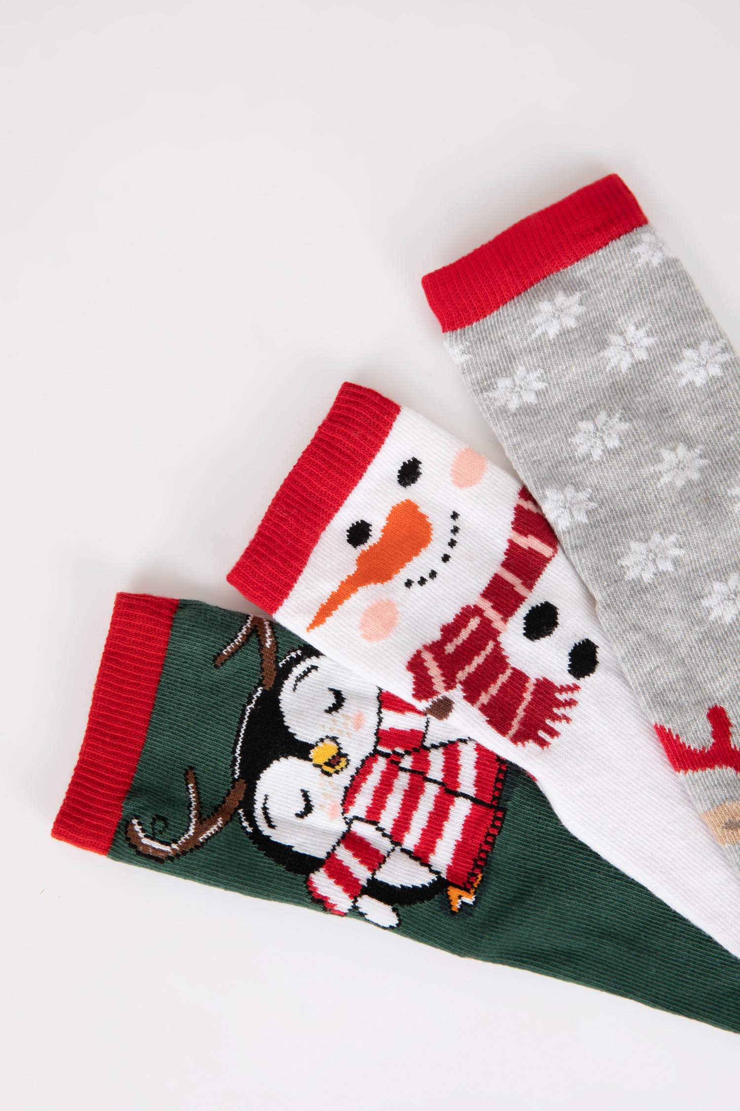 جوارب بنات قطنية طويلة بطباعة الكريسمس - 3 قطع