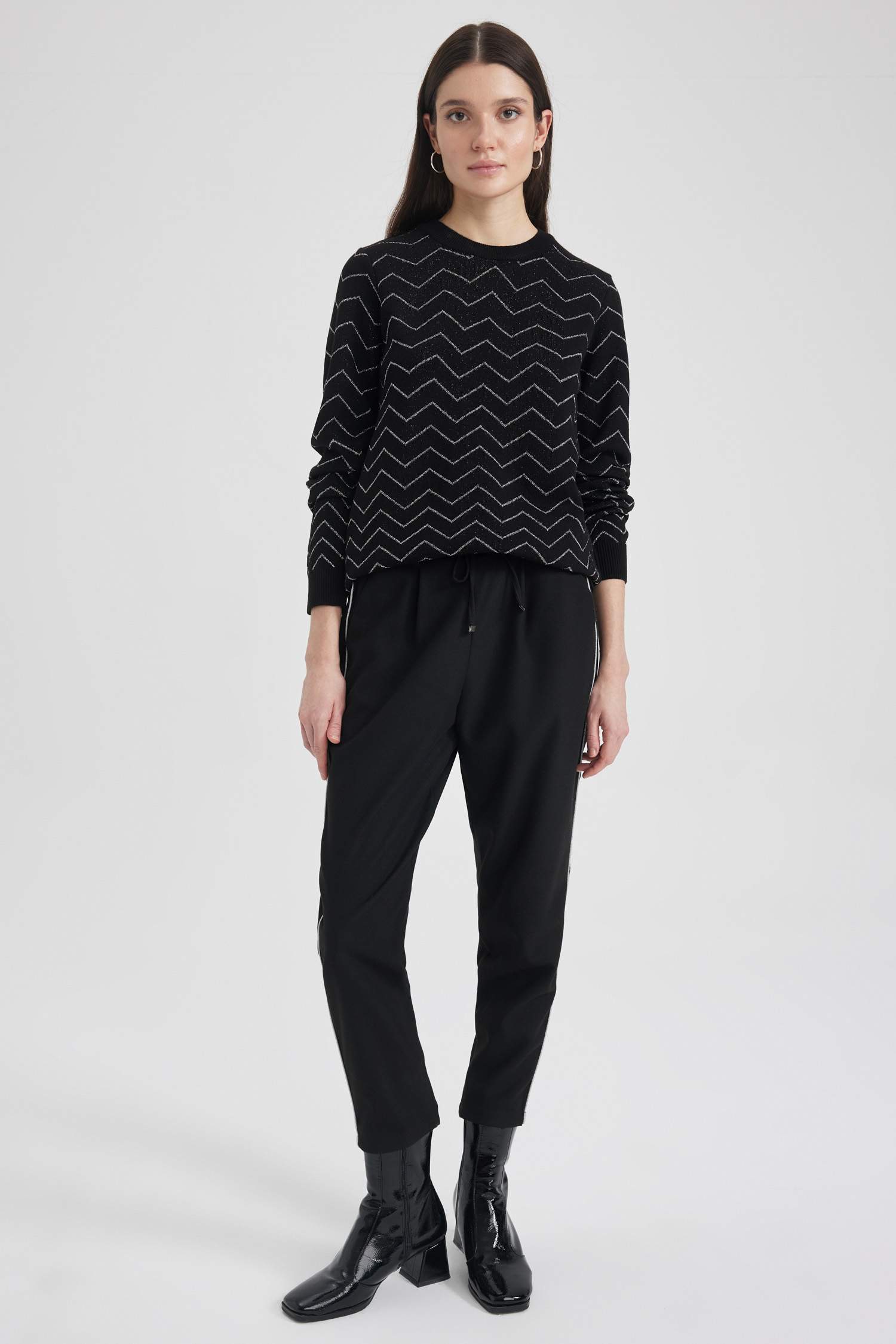 Jogger Pocket Short Leg Trousers