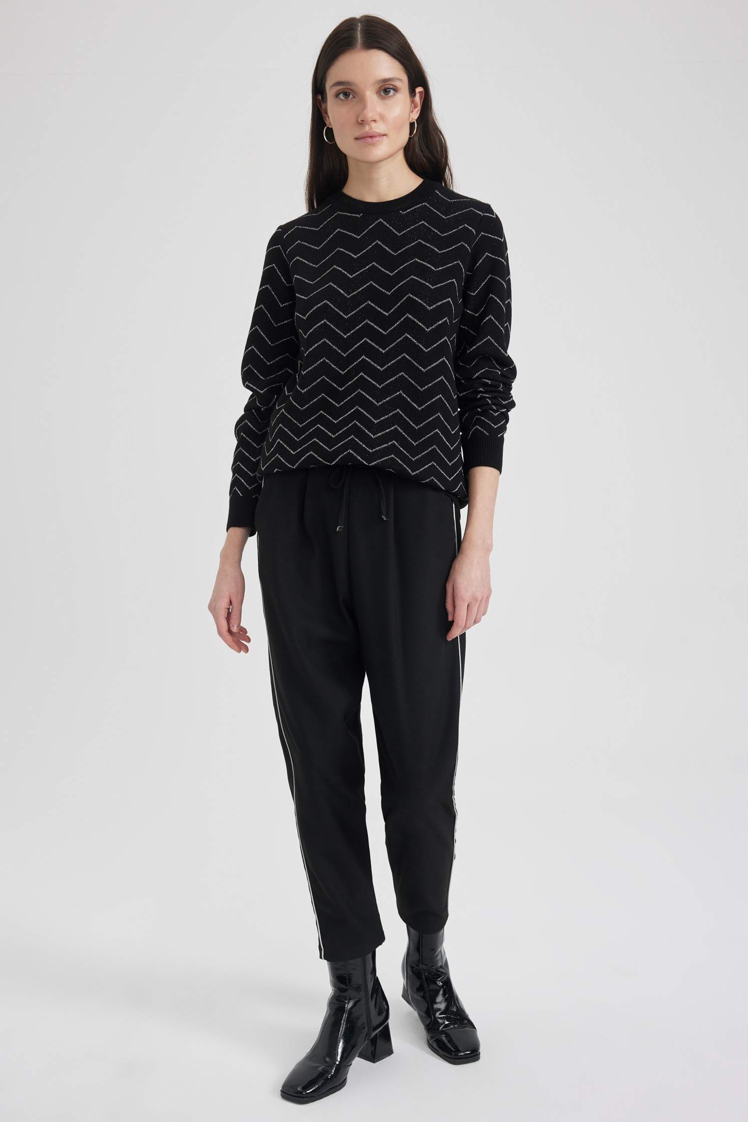 Jogger Pocket Short Leg Trousers